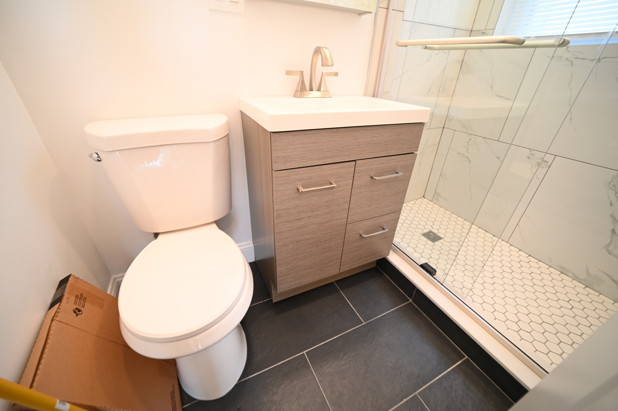 20 Queensberry St, Fenway