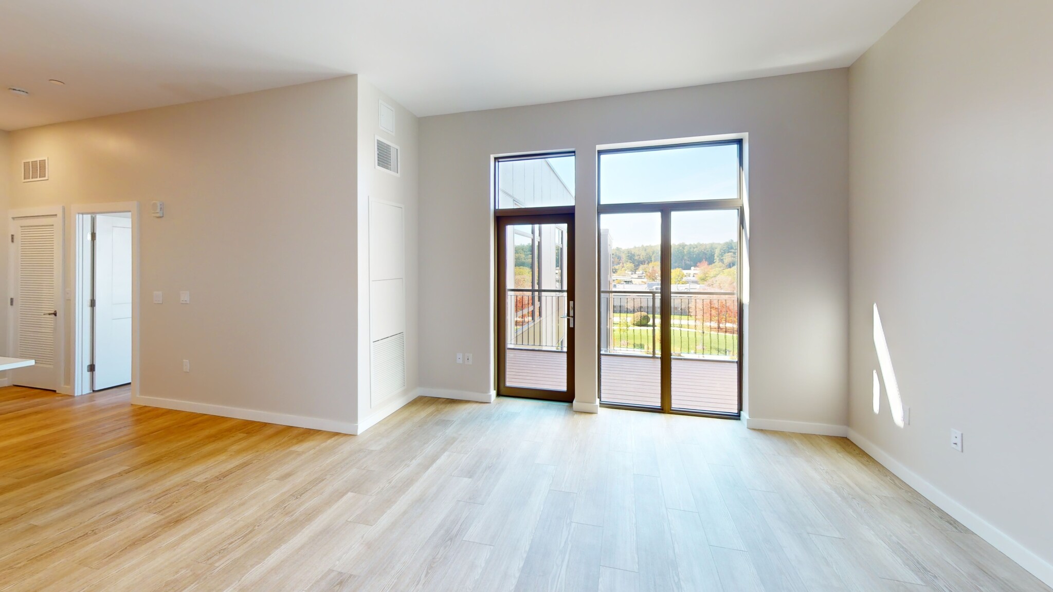 20 Fourth Ave, Burlington