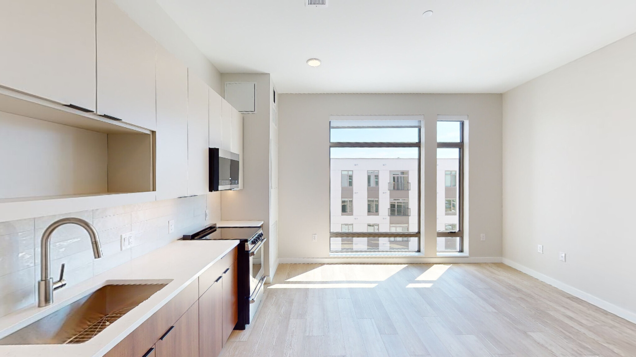 20 Fourth Ave, Burlington