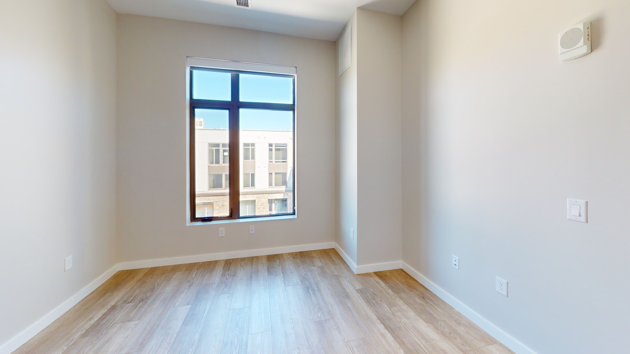 20 Fourth Ave, Burlington