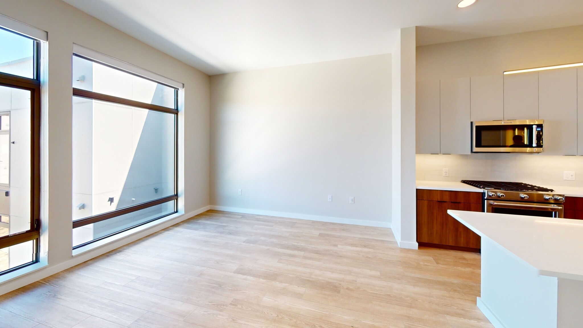 20 Fourth Ave, Burlington