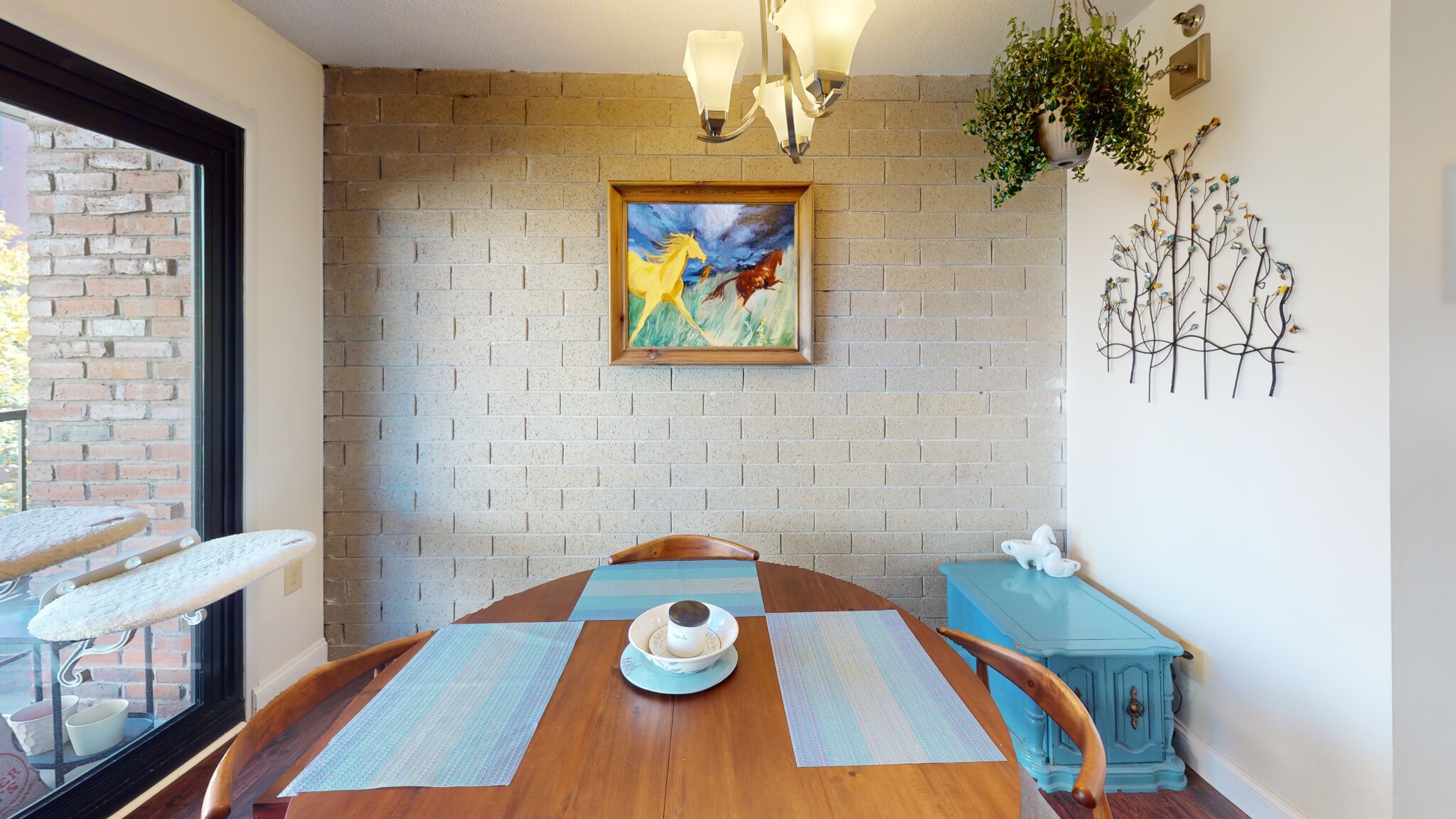 49 Marion St, Coolidge Corner