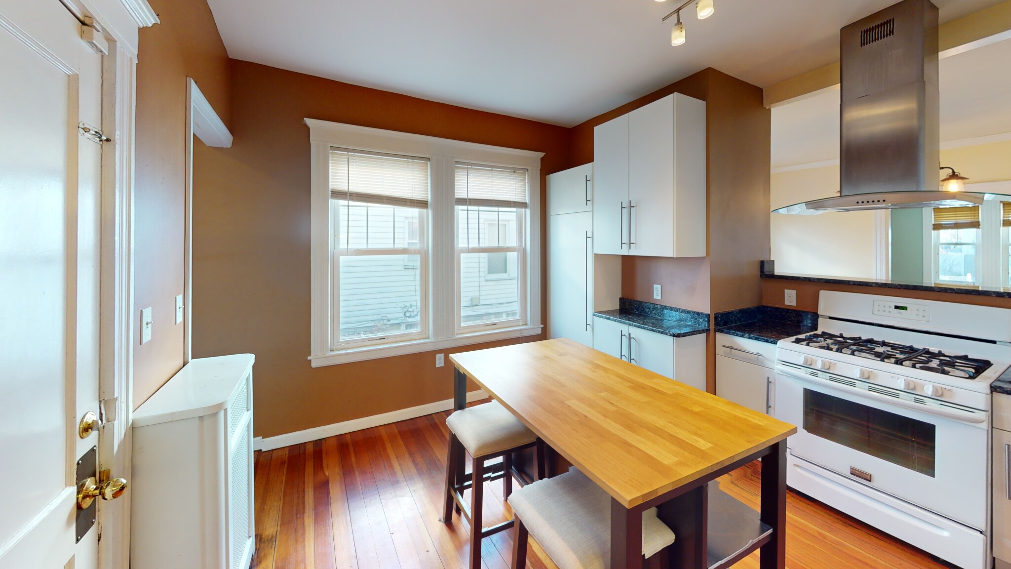 265 Roslindale Ave, Roslindale