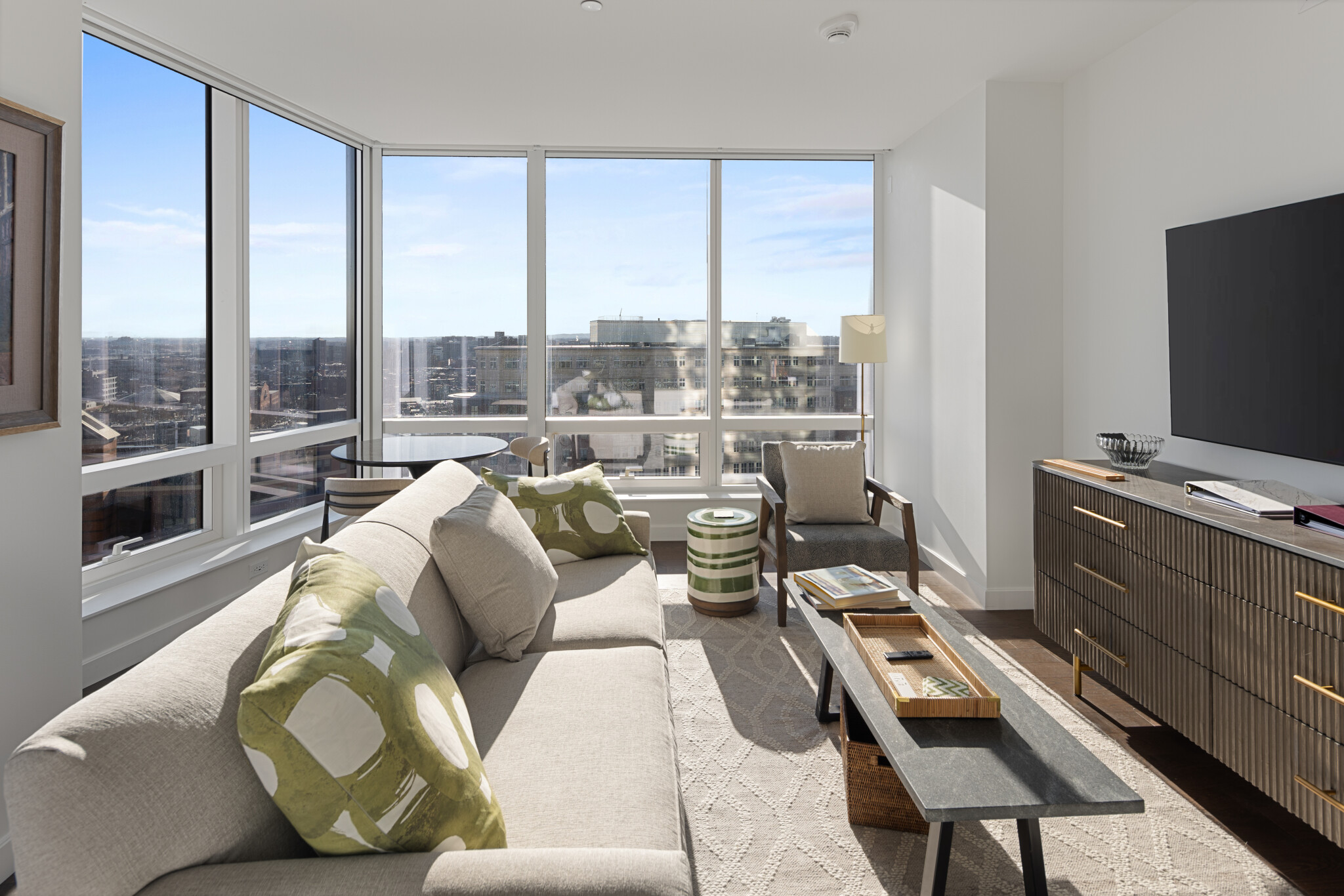 430 Stuart St, Back Bay