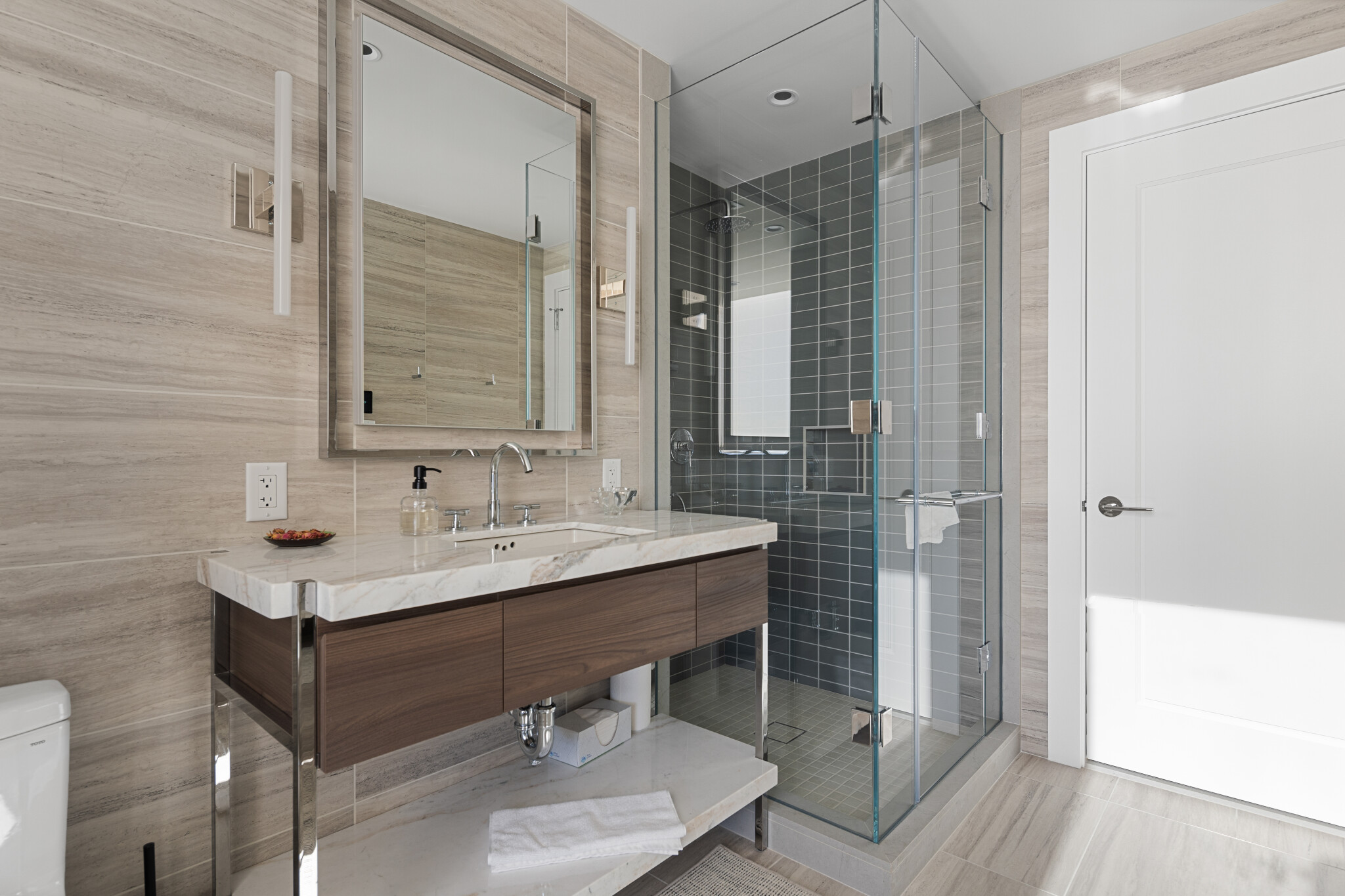 430 Stuart St, Back Bay