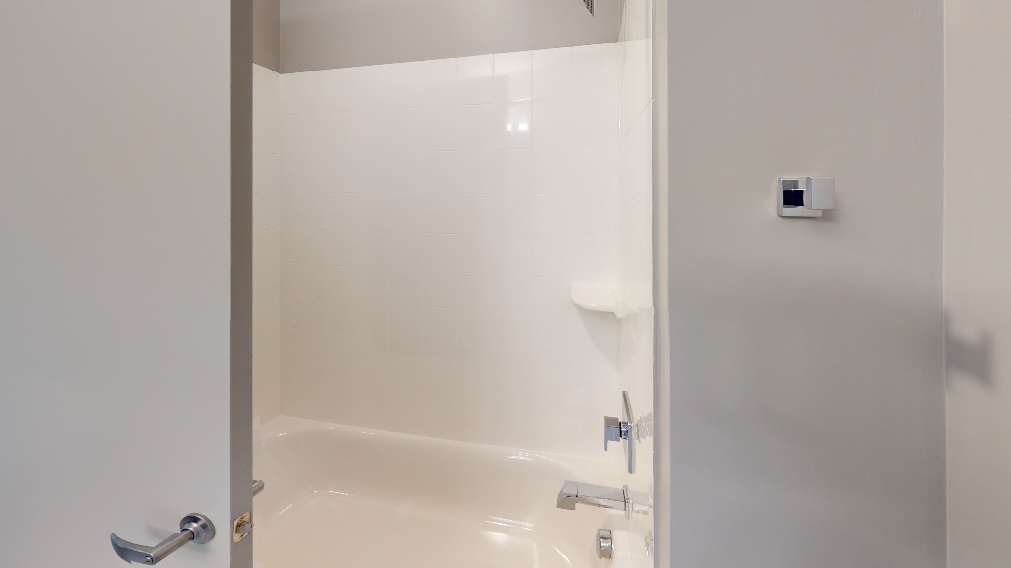 1550 Soldiers Field Rd, Brighton