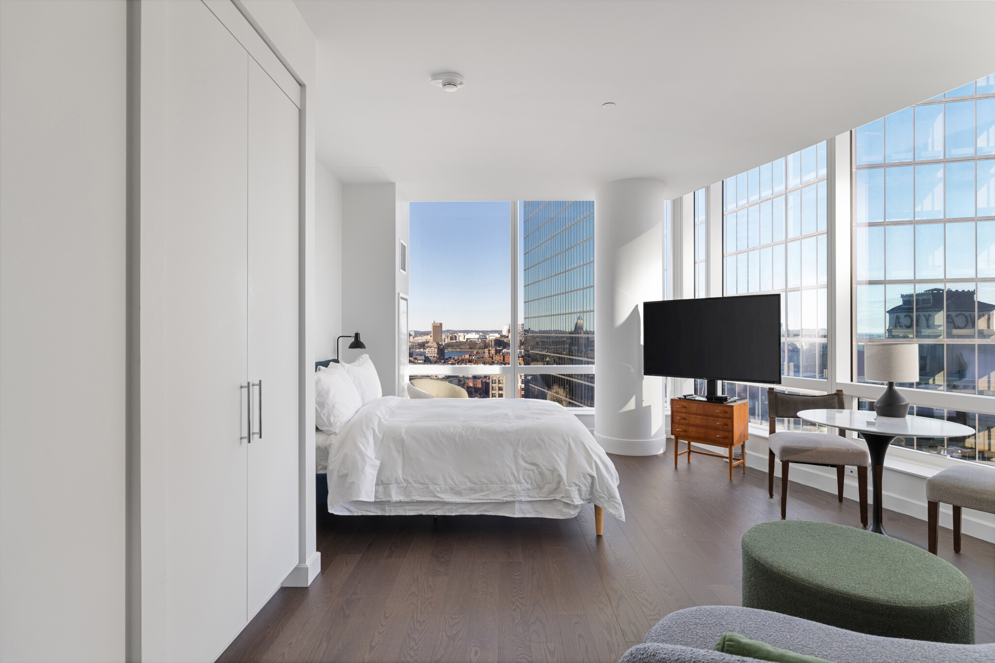 430 Stuart St, Back Bay