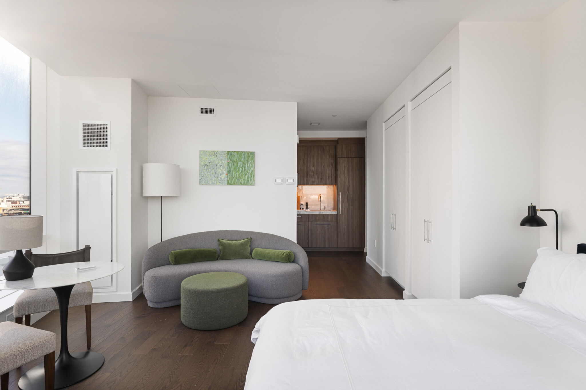 430 Stuart St, Back Bay