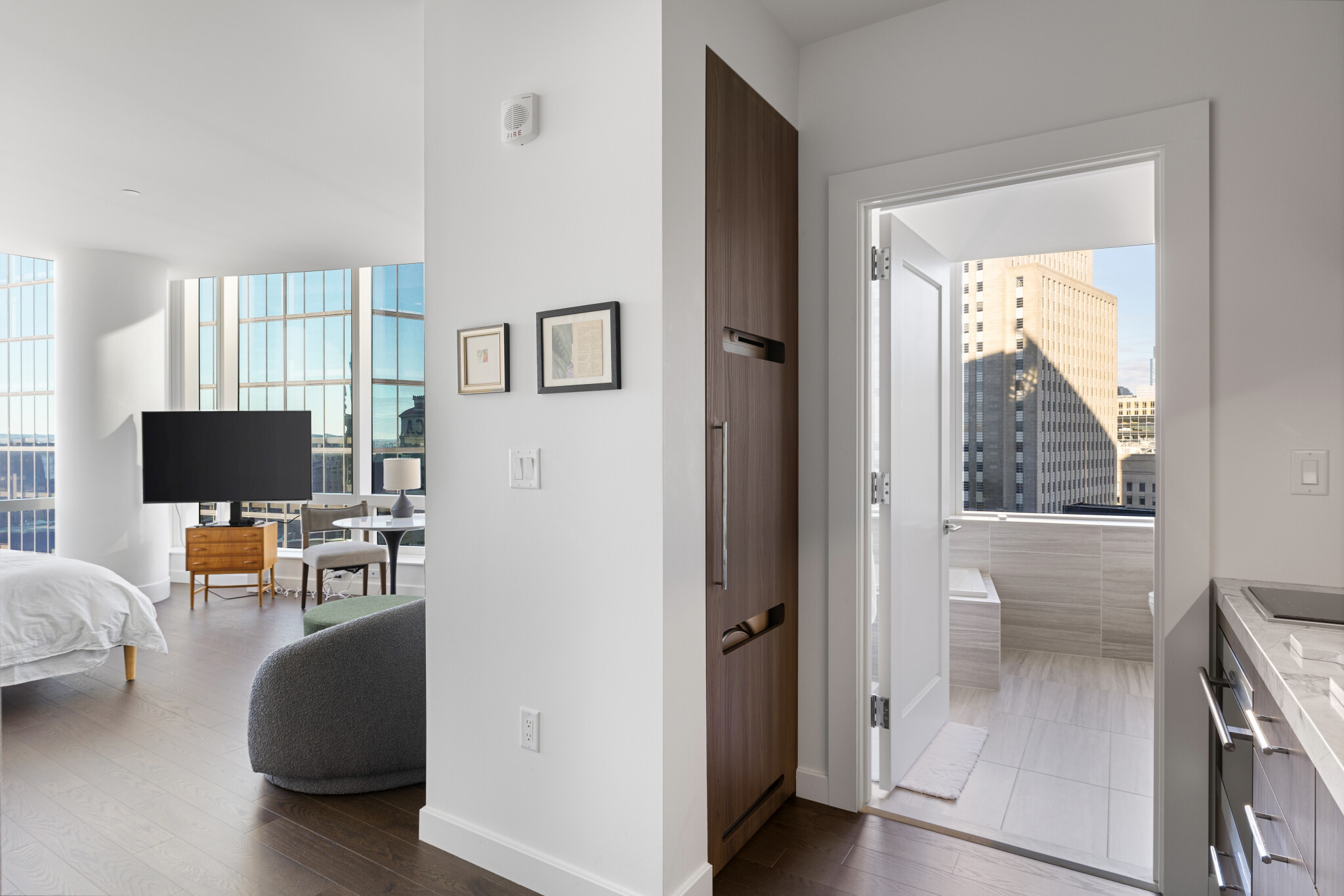 430 Stuart St, Back Bay