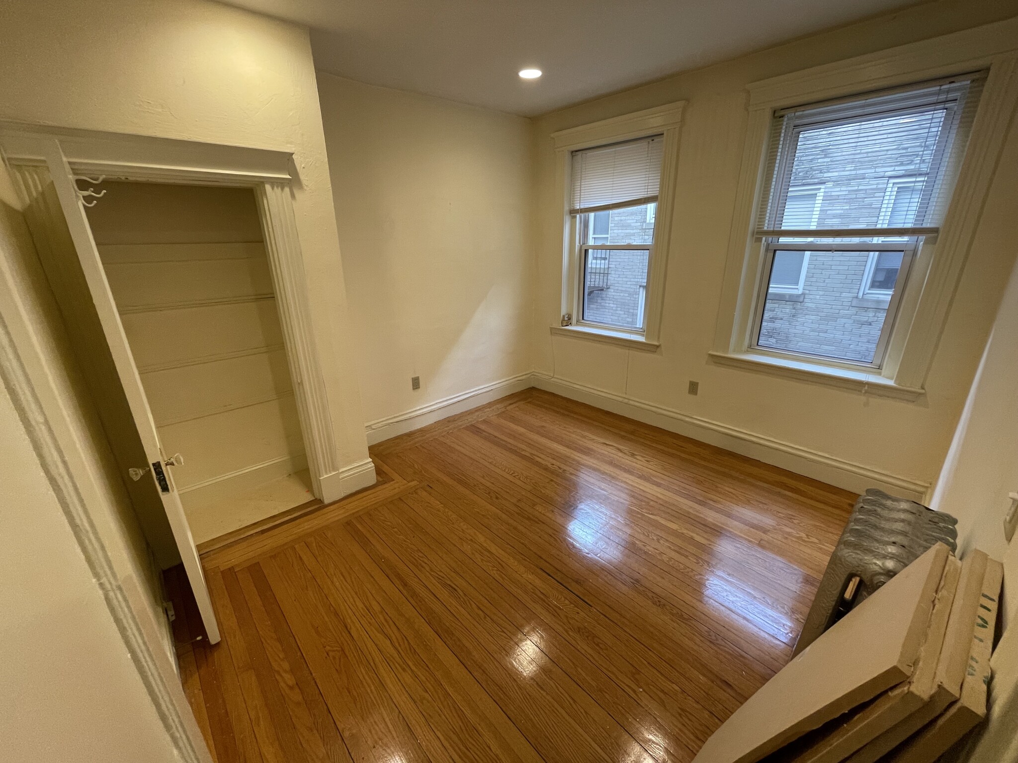 28 Queensberry St, Fenway