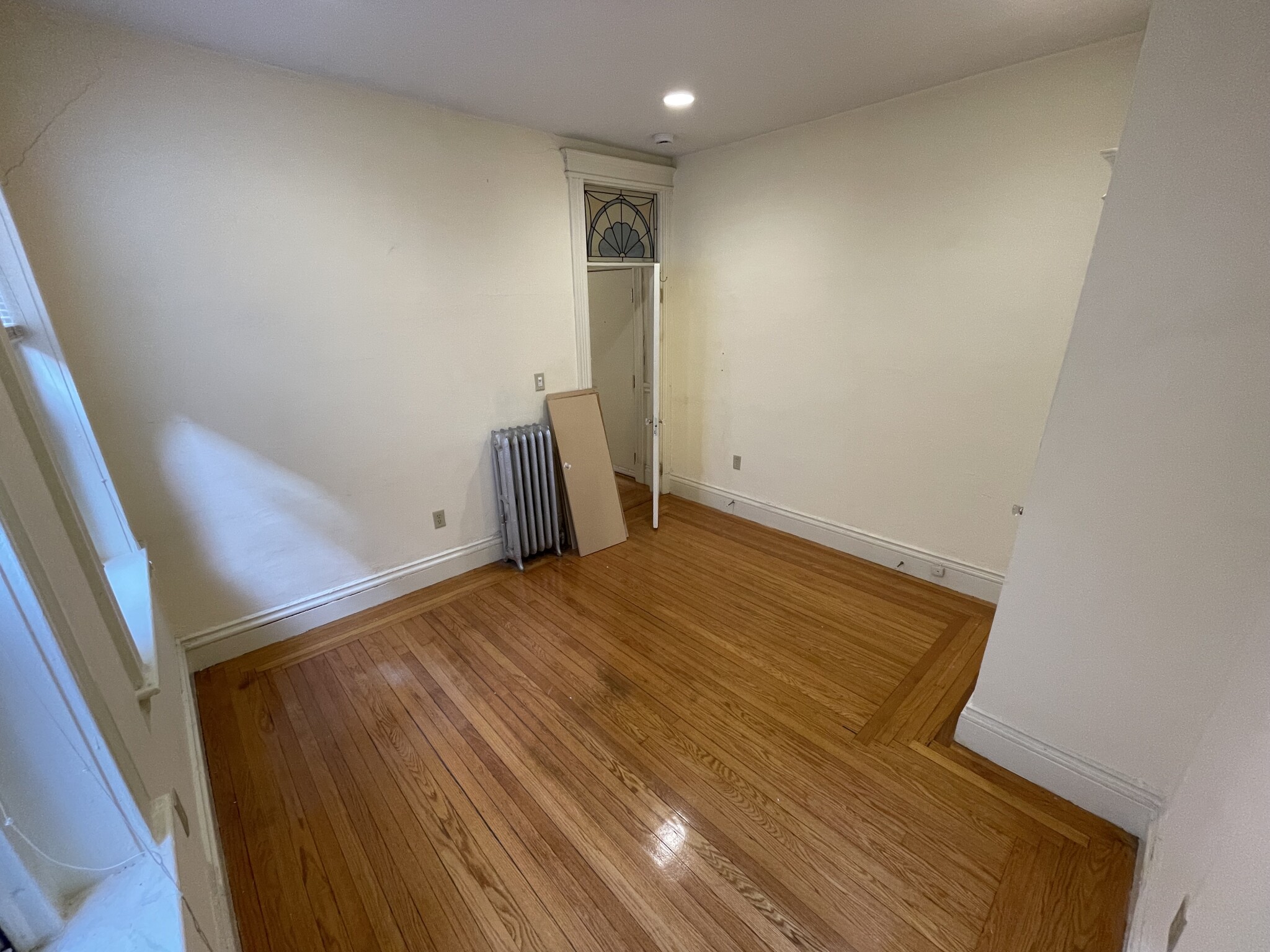 28 Queensberry St, Fenway