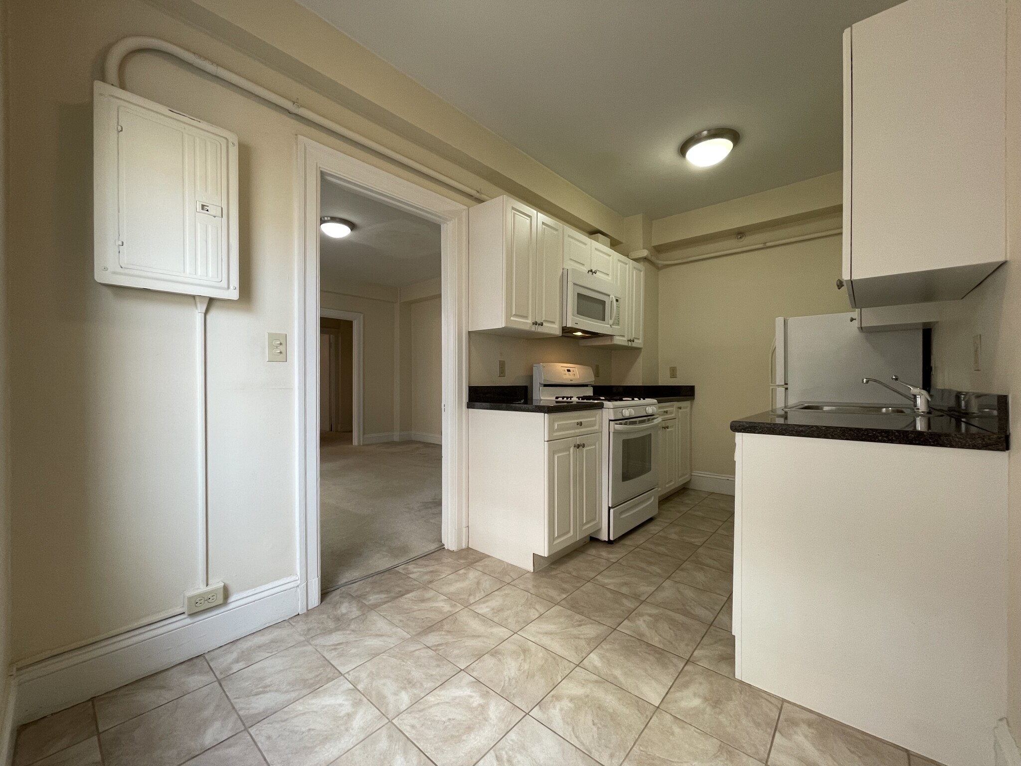 1401 Beacon St, Coolidge Corner