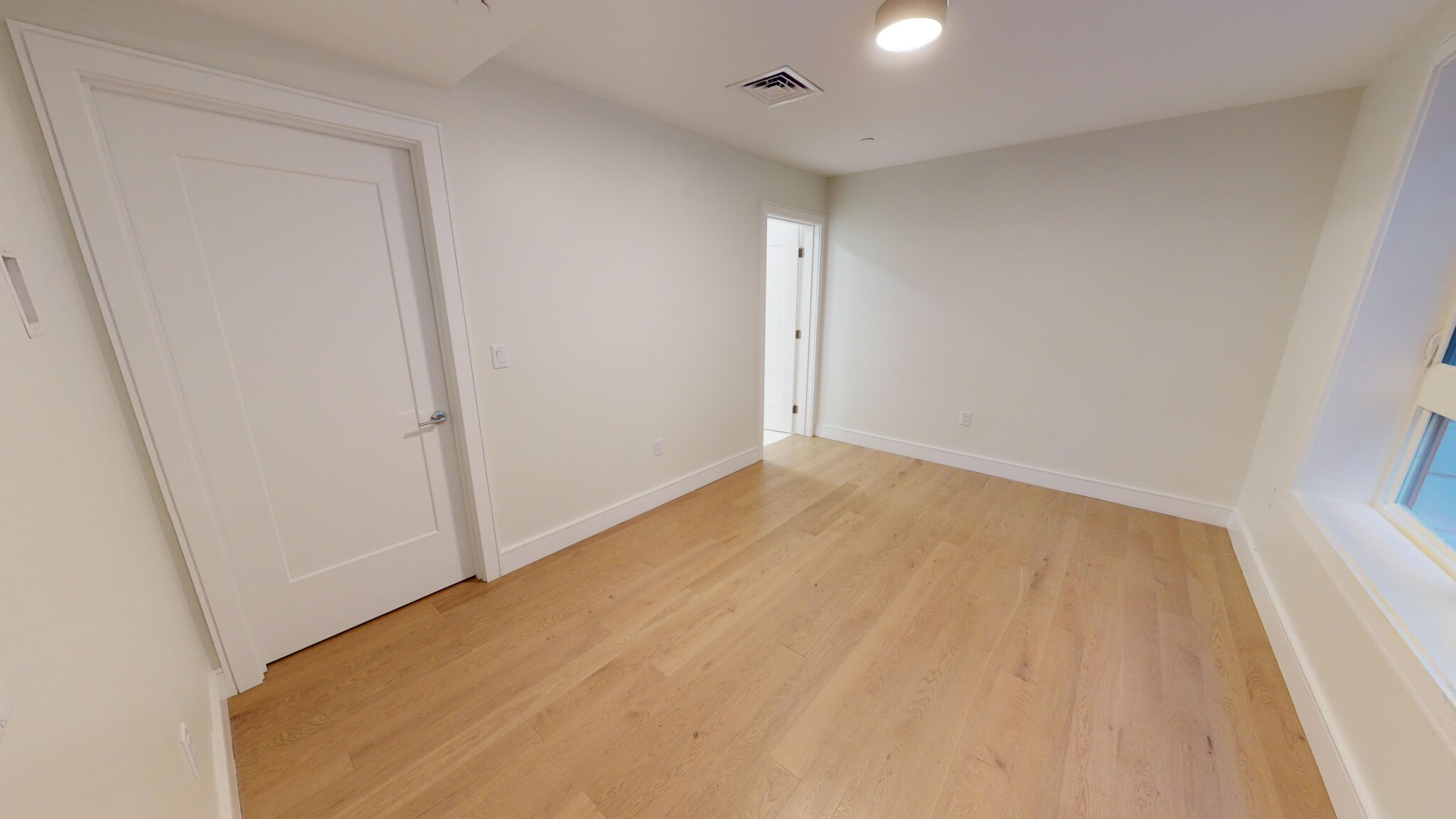 301 Border St, East Boston