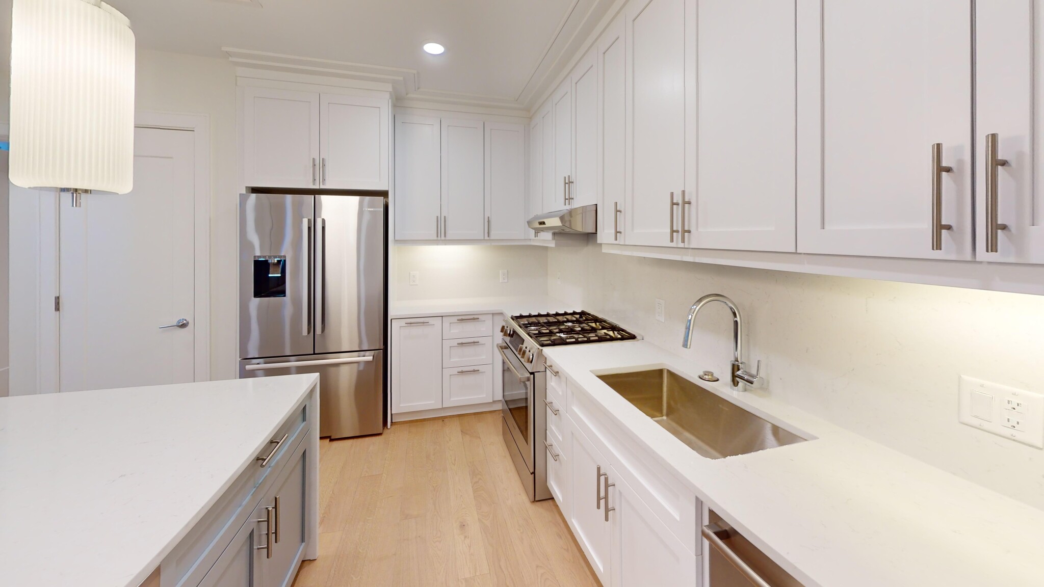 301 Border St, East Boston