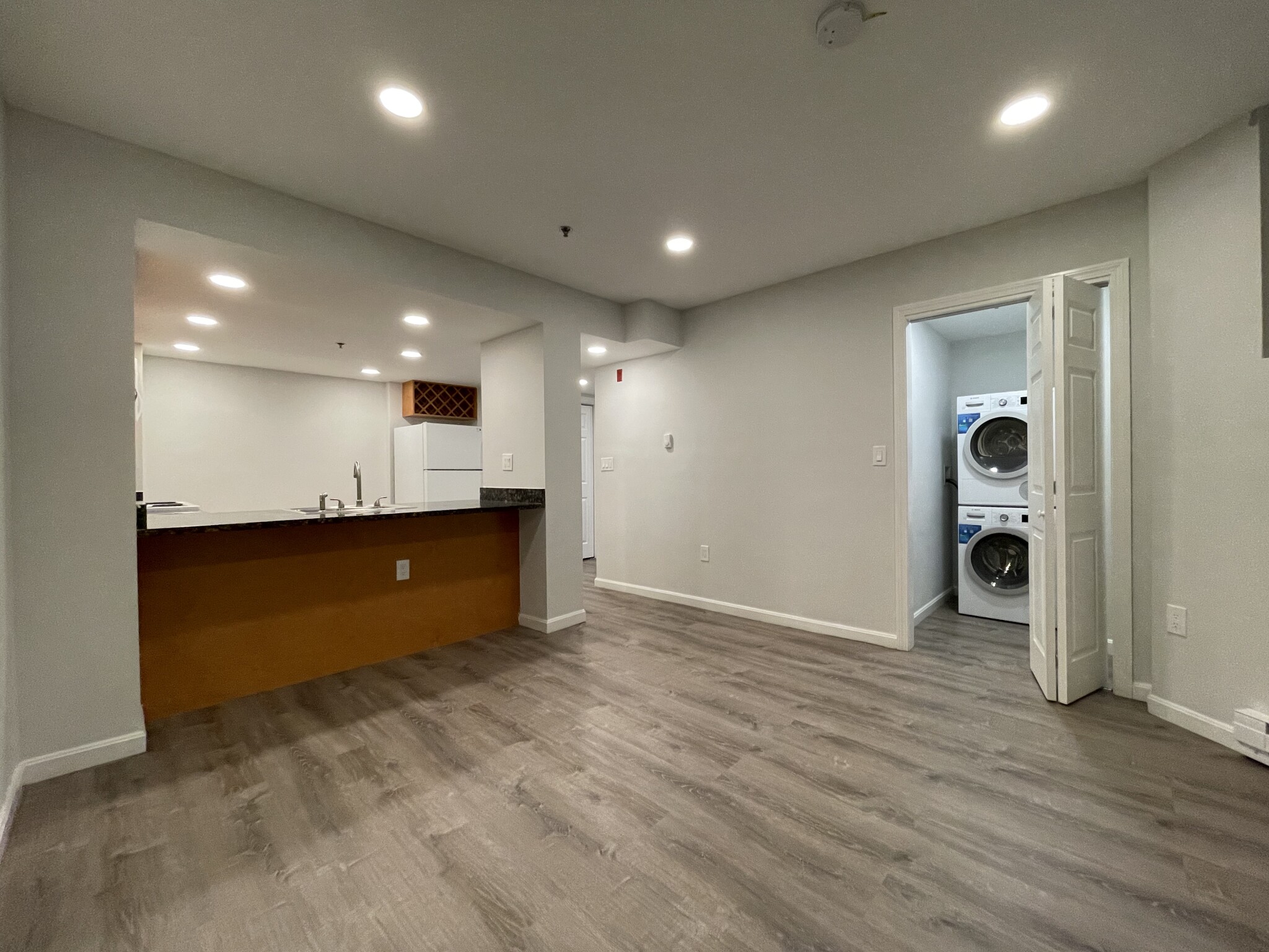 24 Queensberry St, Fenway