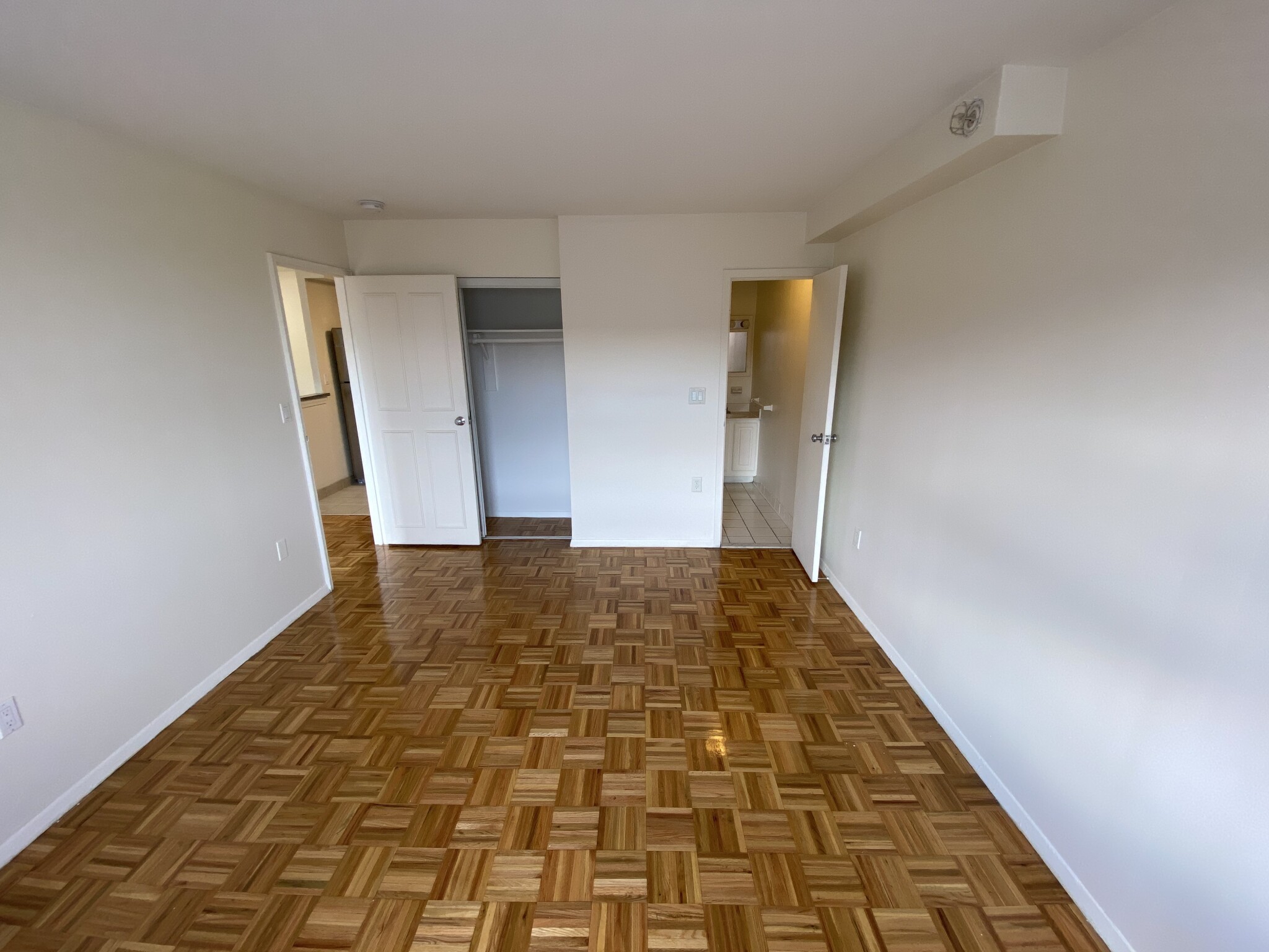 185 Freeman St, Coolidge Corner