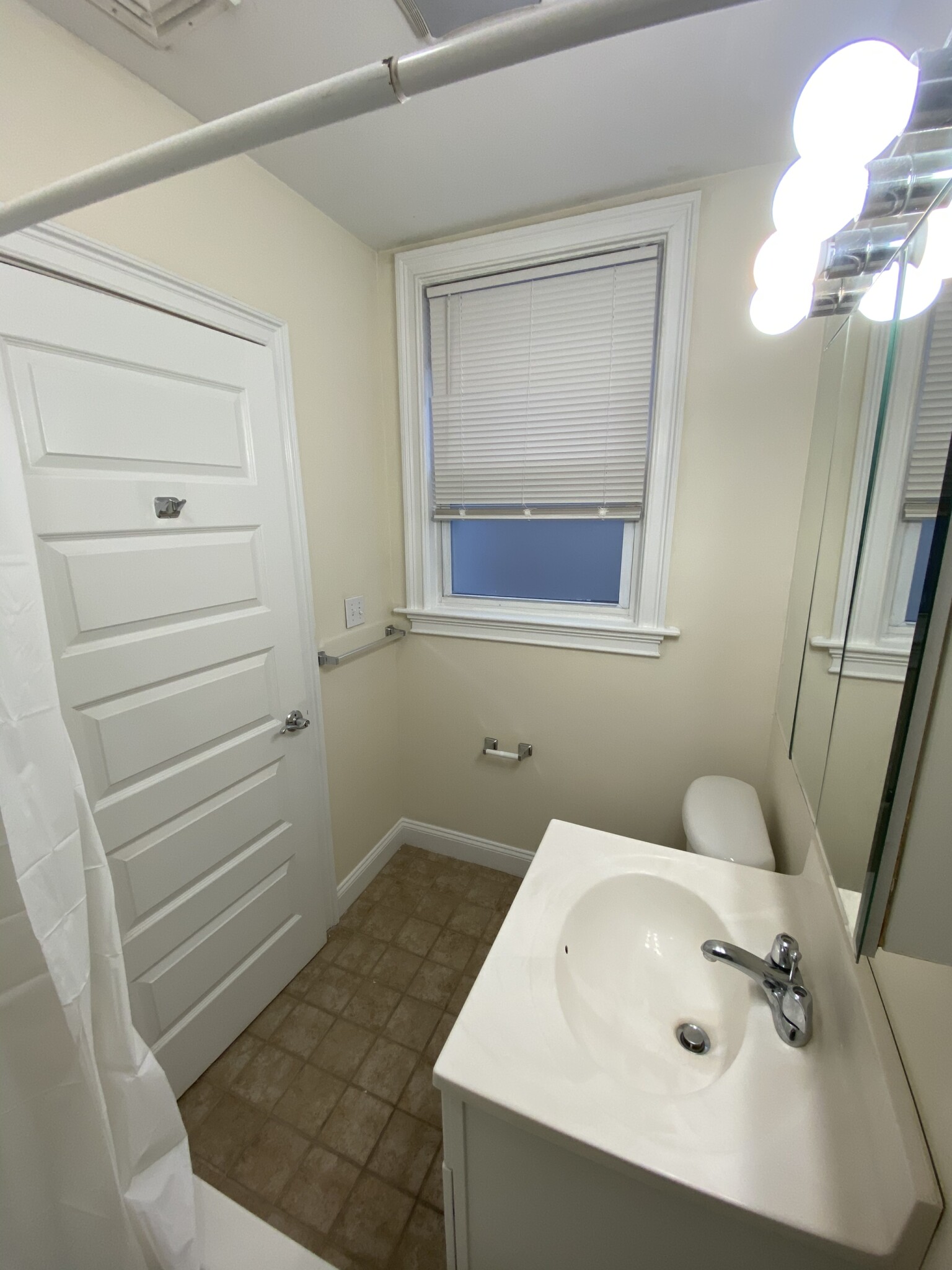 53 Ashford St, Allston