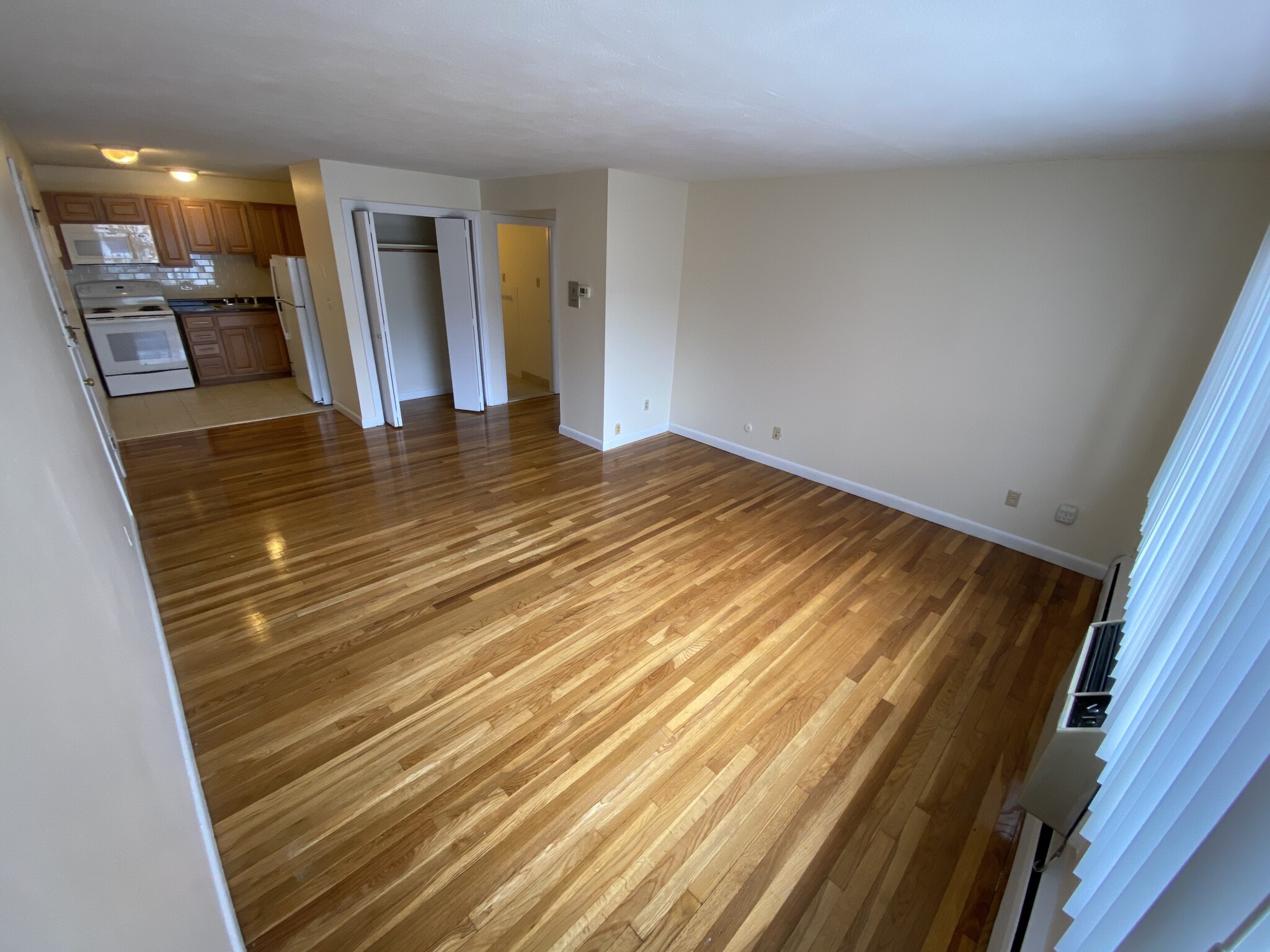 84 Gardner St, Allston