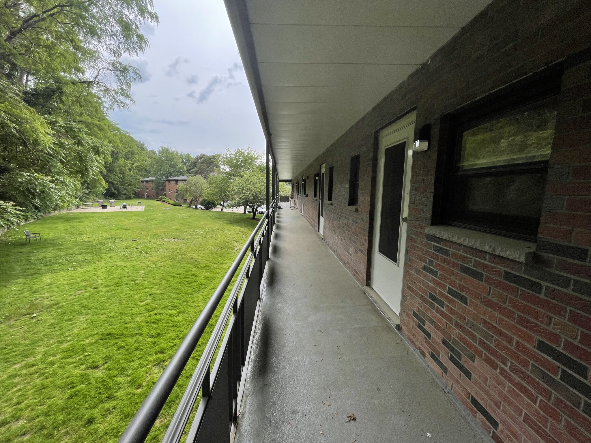 270 Grove St, Auburndale