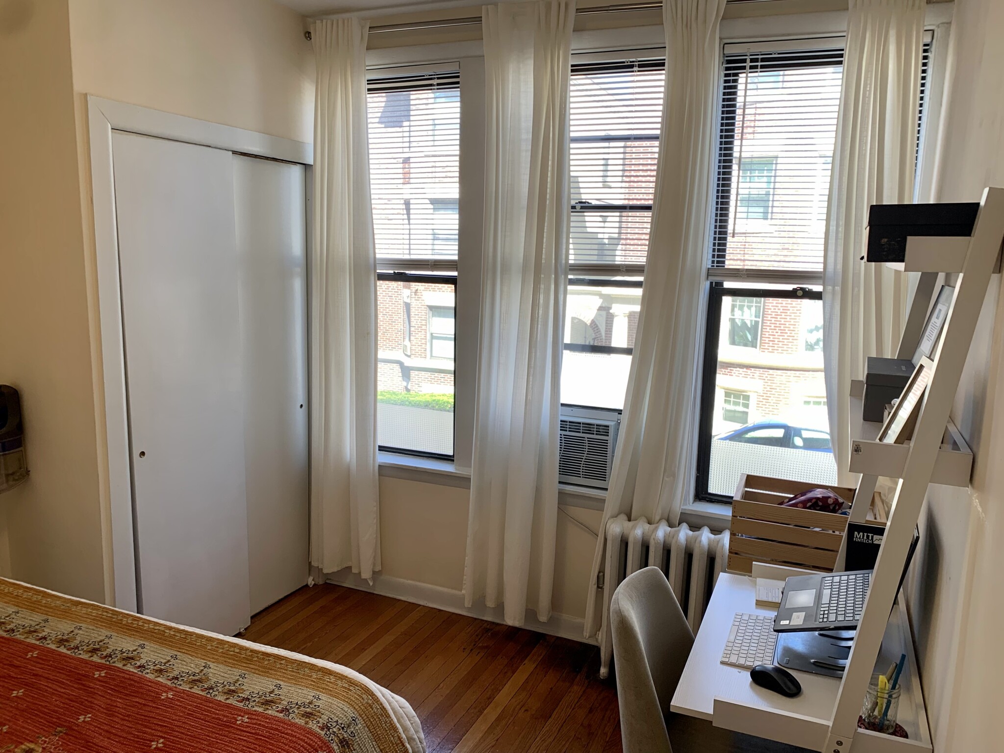 26 Commonwealth Ter, Brighton