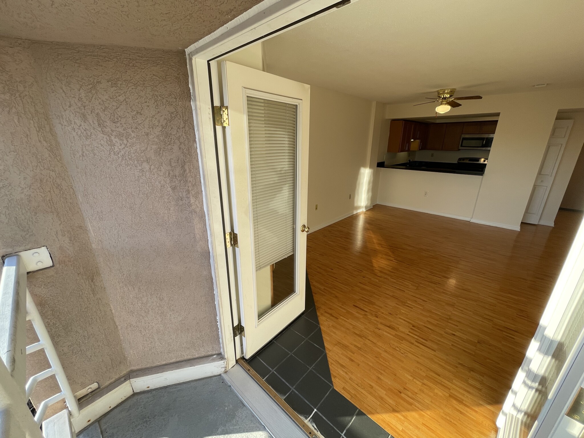 345 Franklin St, Riverside