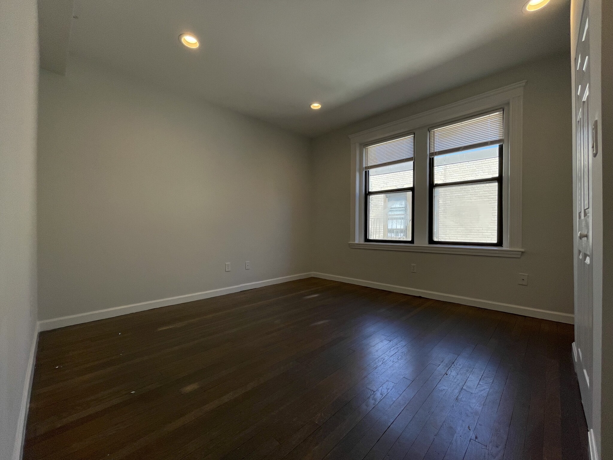 19 Peterborough St, Fenway