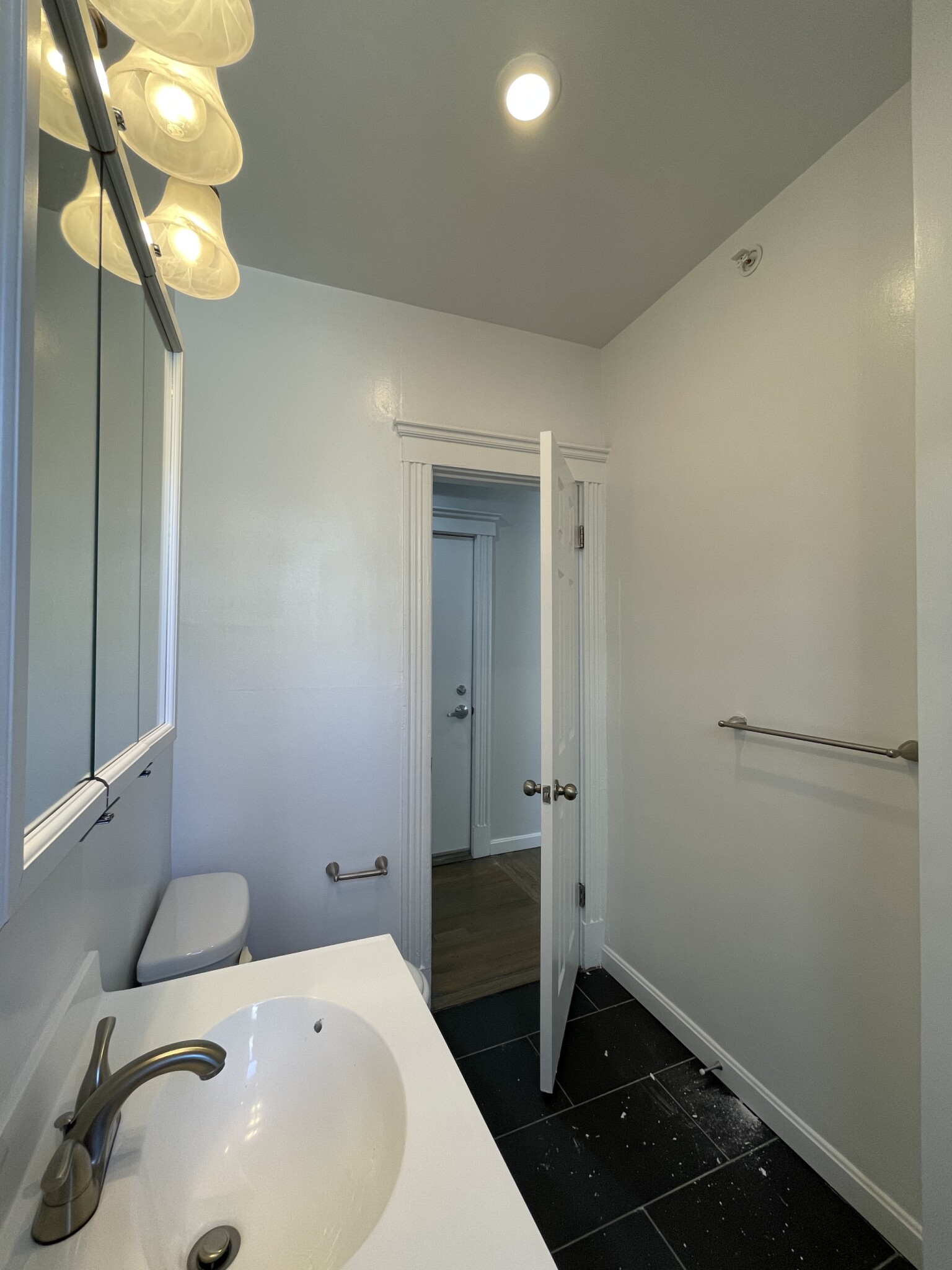 19 Peterborough St, Fenway