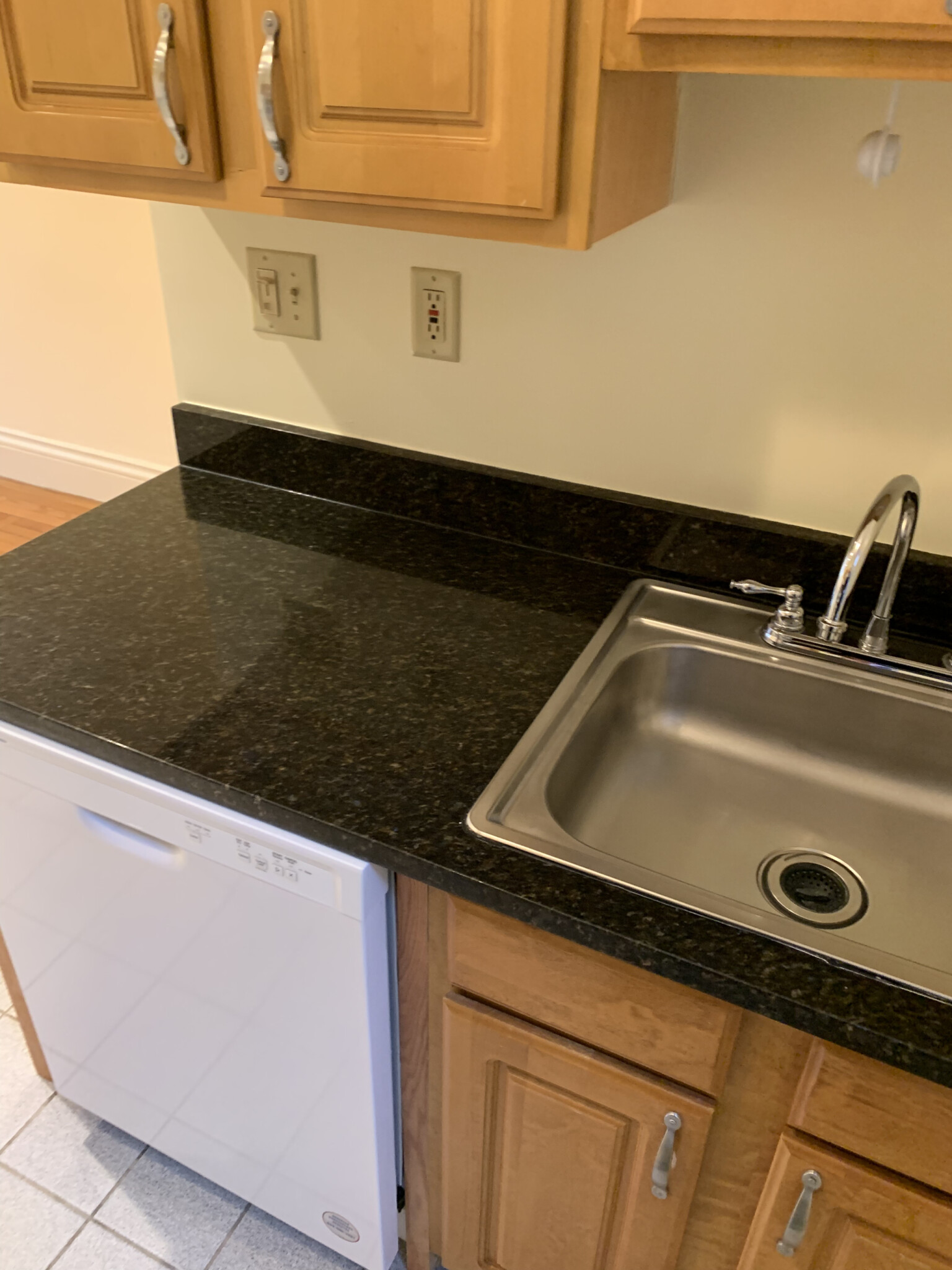 28 Queensberry St, Fenway