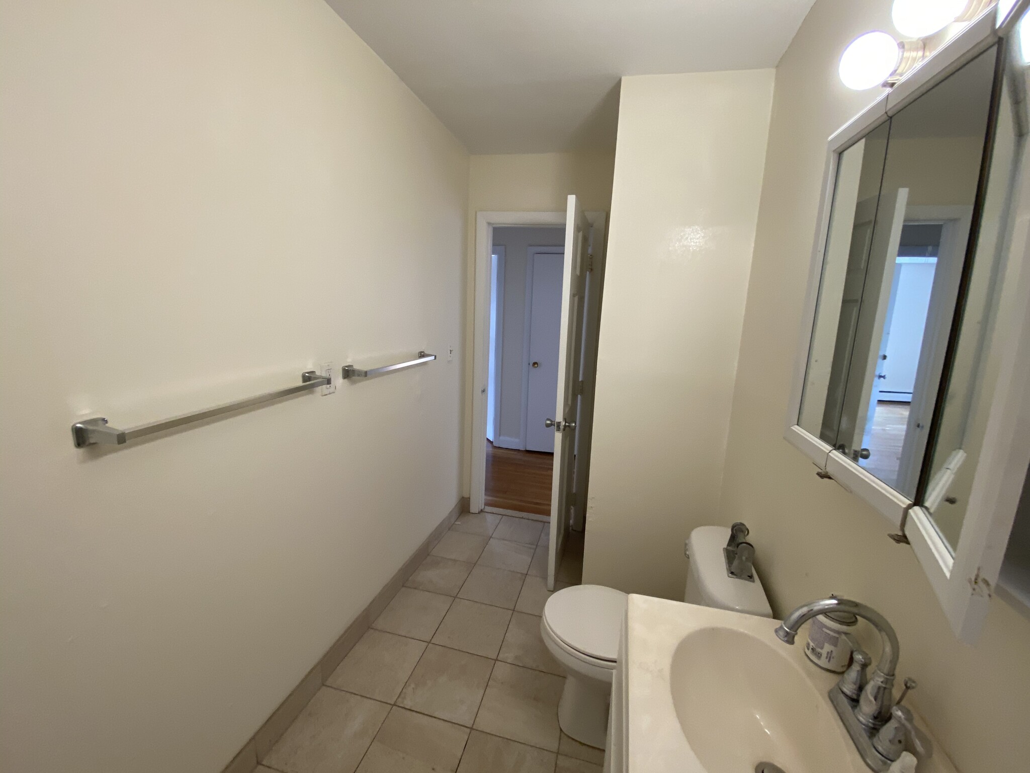 90 Gardner St, Allston