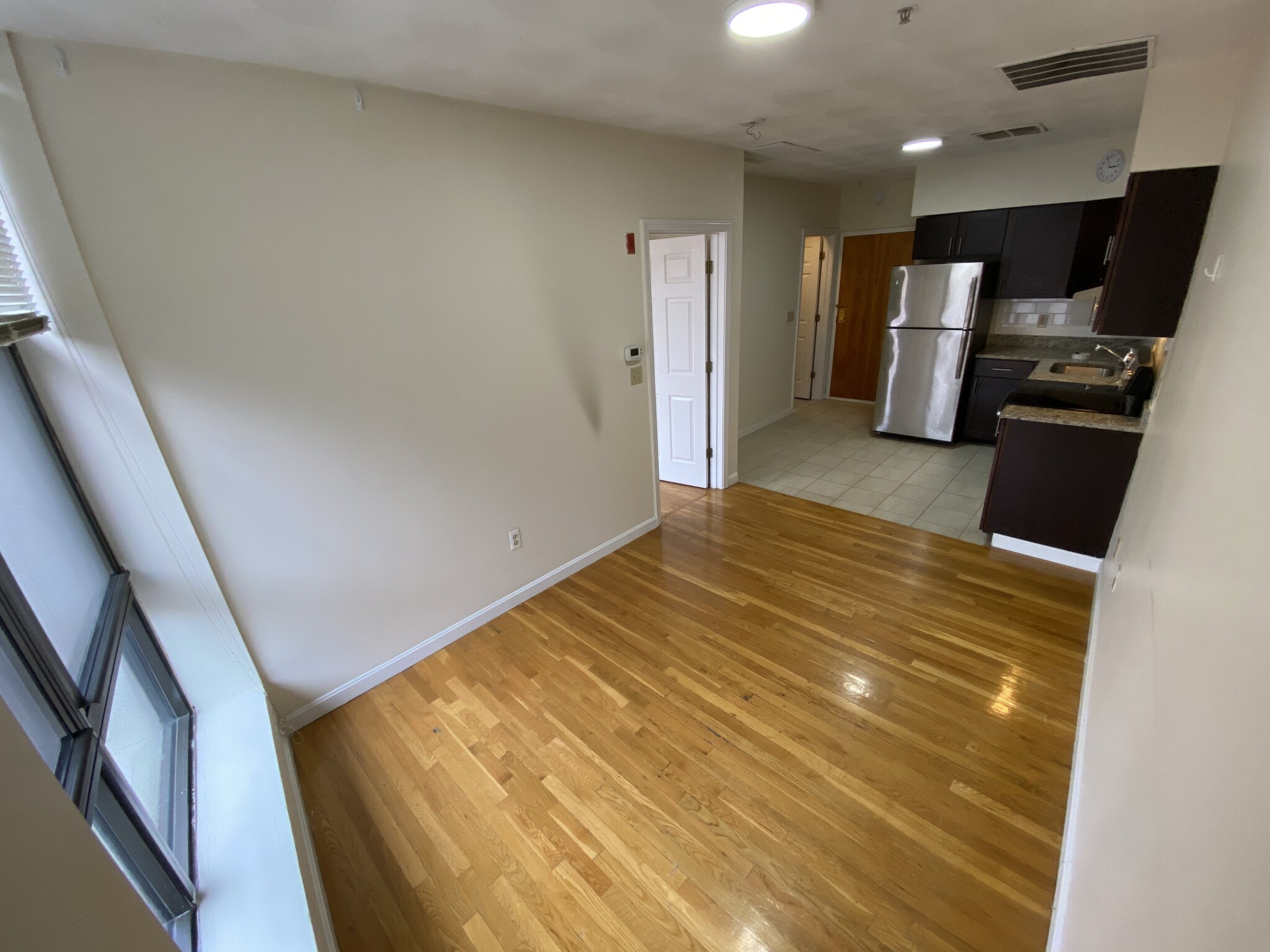 81 Essex St, Chinatown