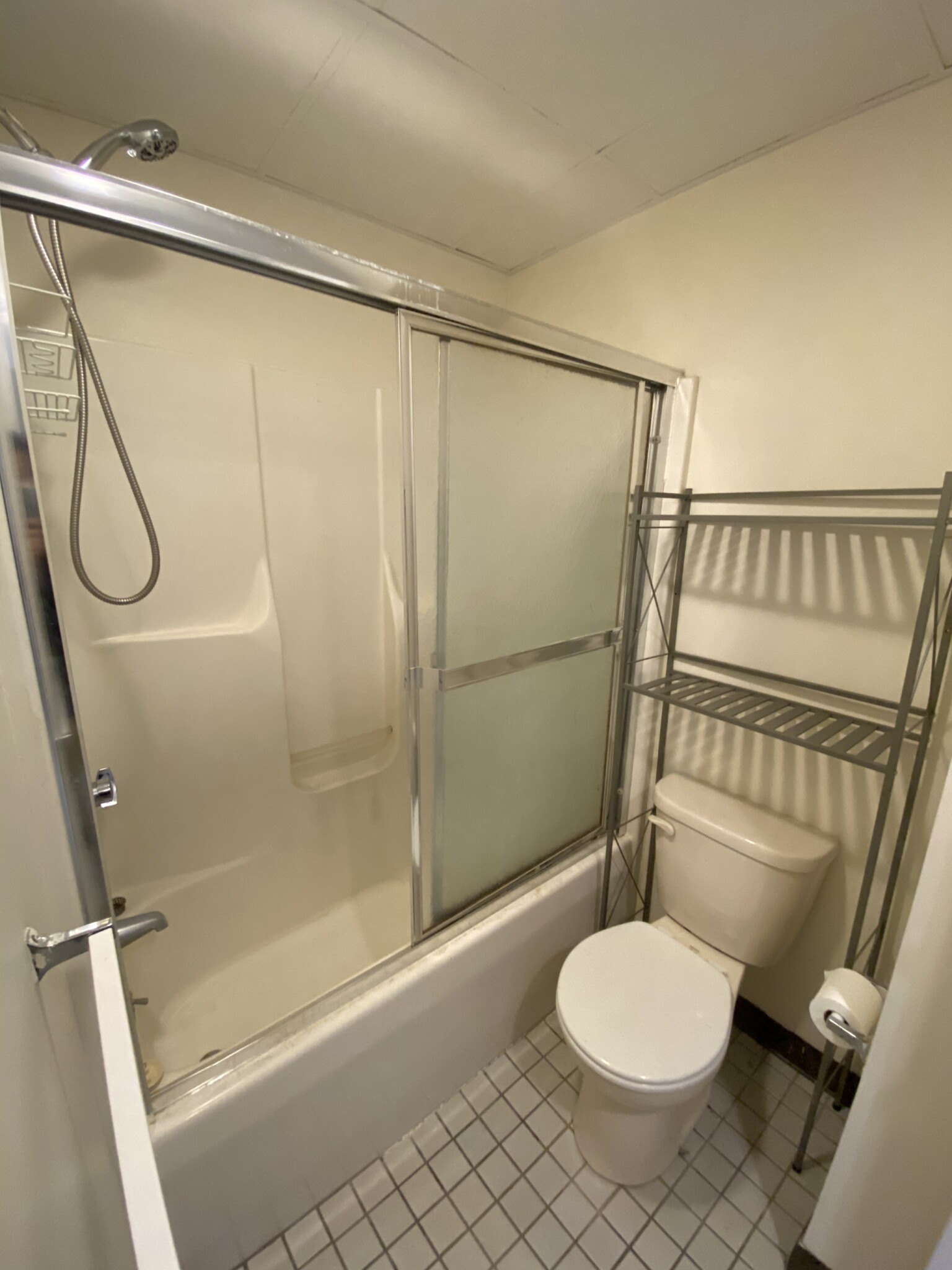 81 Essex St, Chinatown