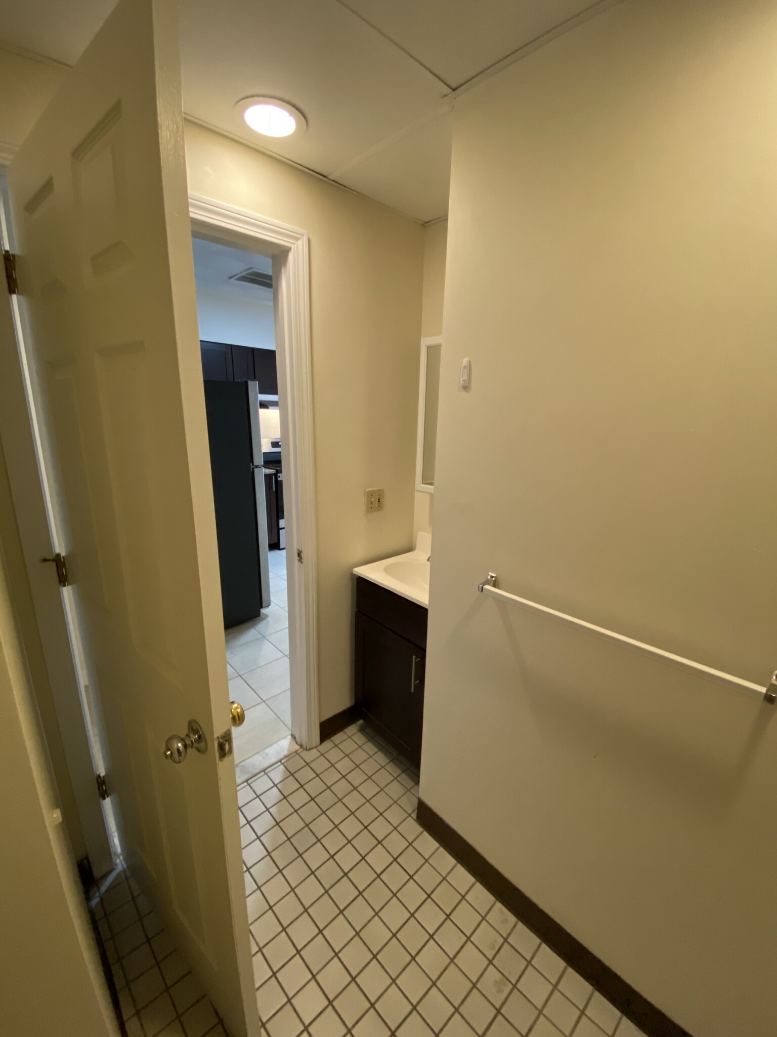 81 Essex St, Chinatown