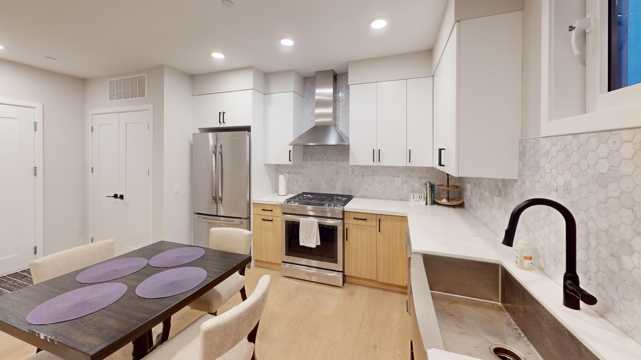 457 West Broadway, South Boston