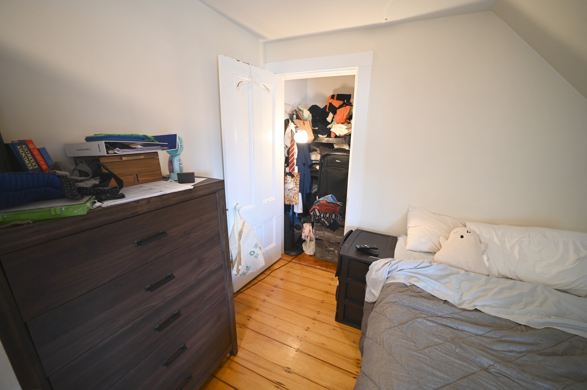 32 Academy Hill, Brighton