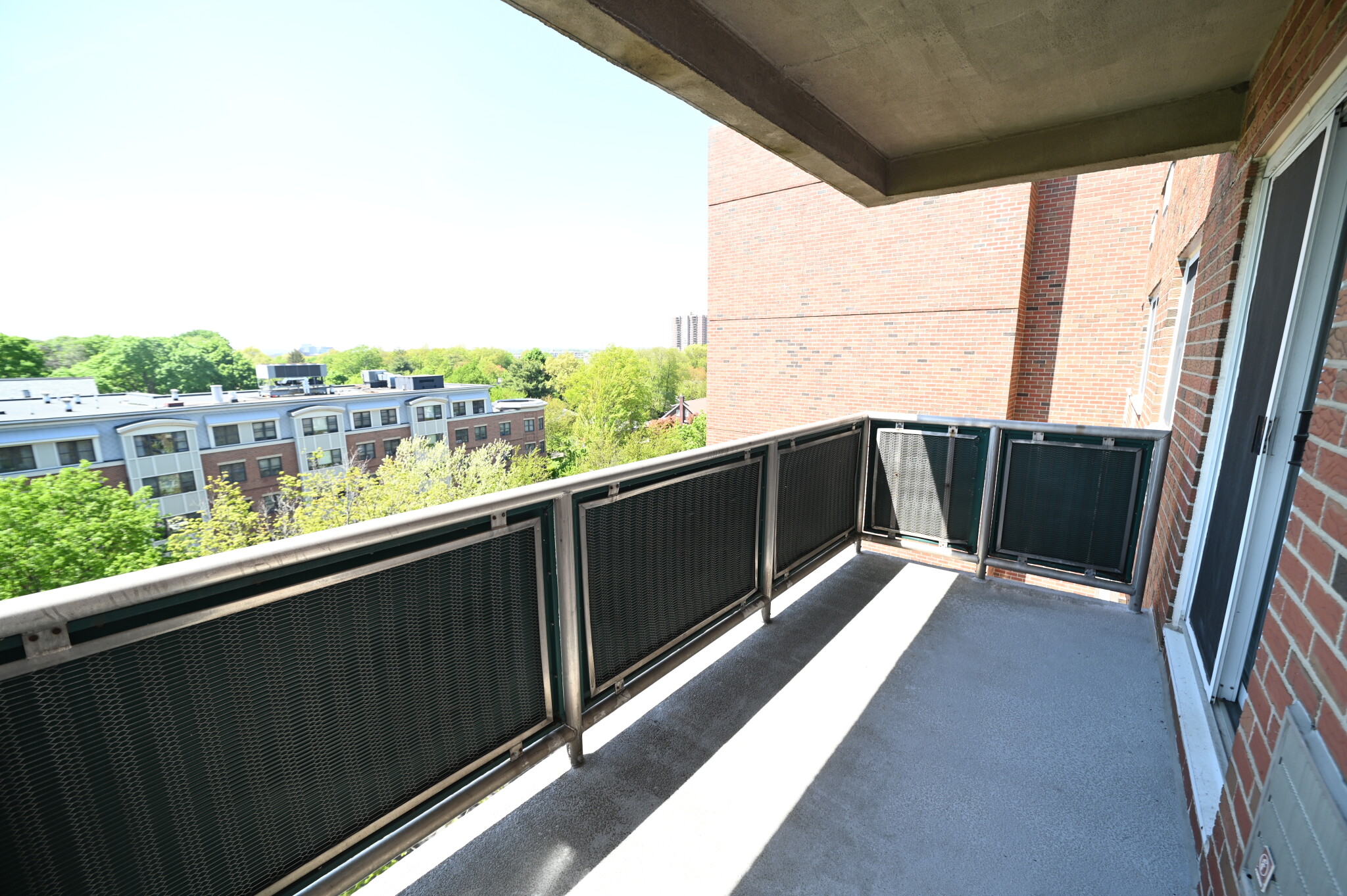 185 Freeman St, Coolidge Corner