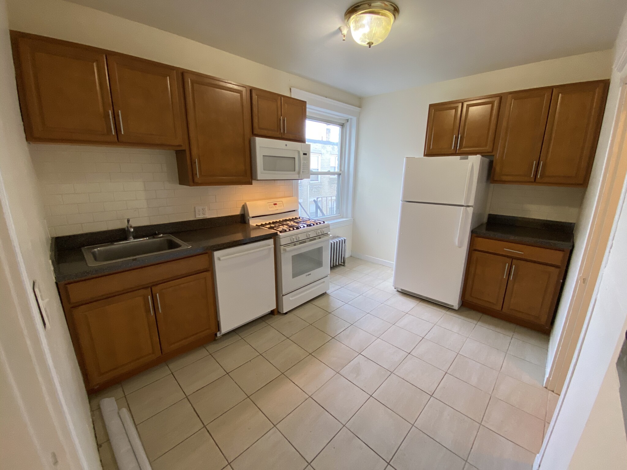 127 Washington St, Brighton