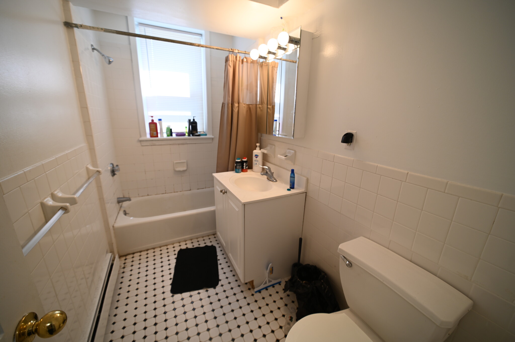 20 John St, Coolidge Corner