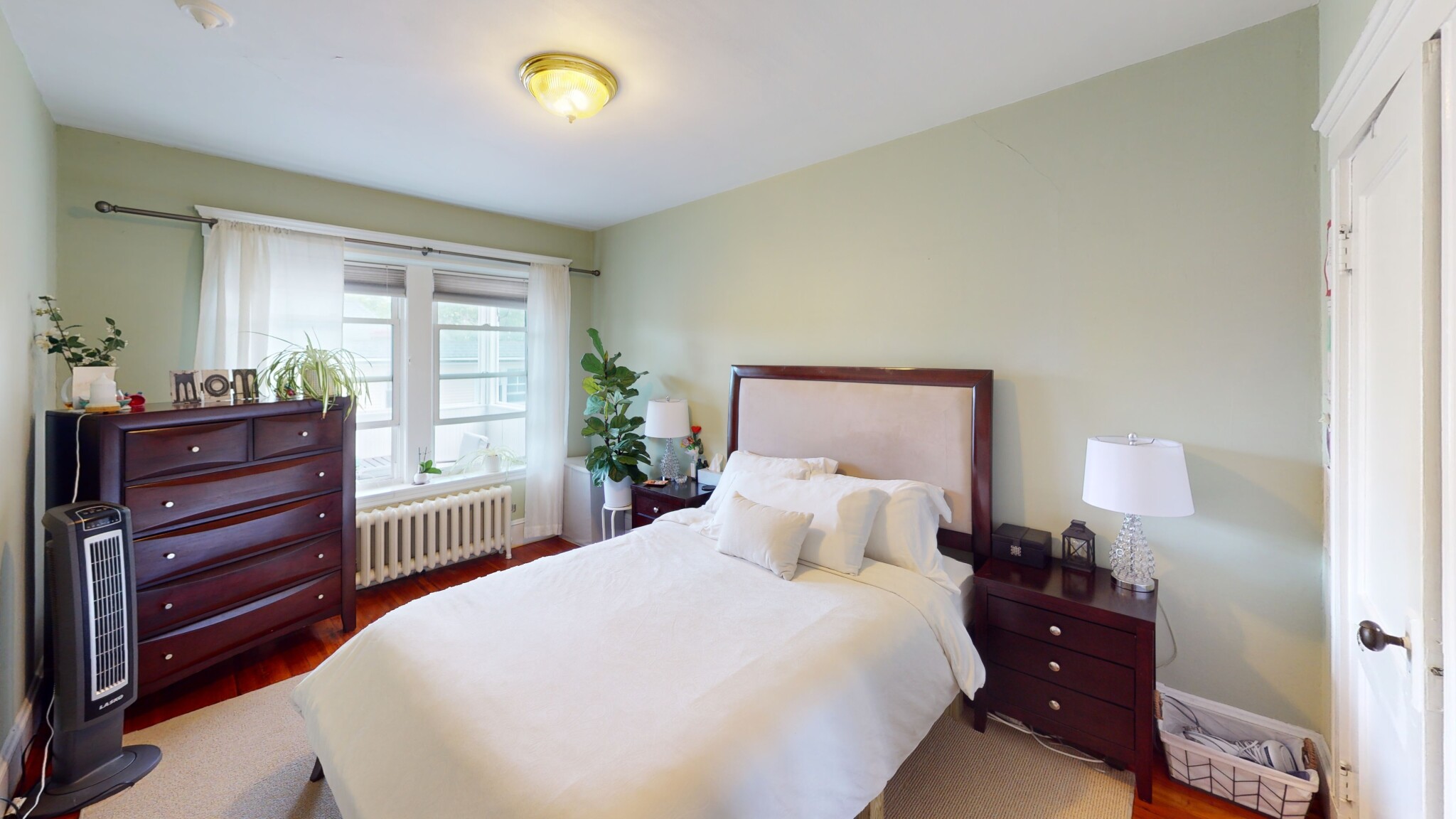 93 Fuller St, North Brookline