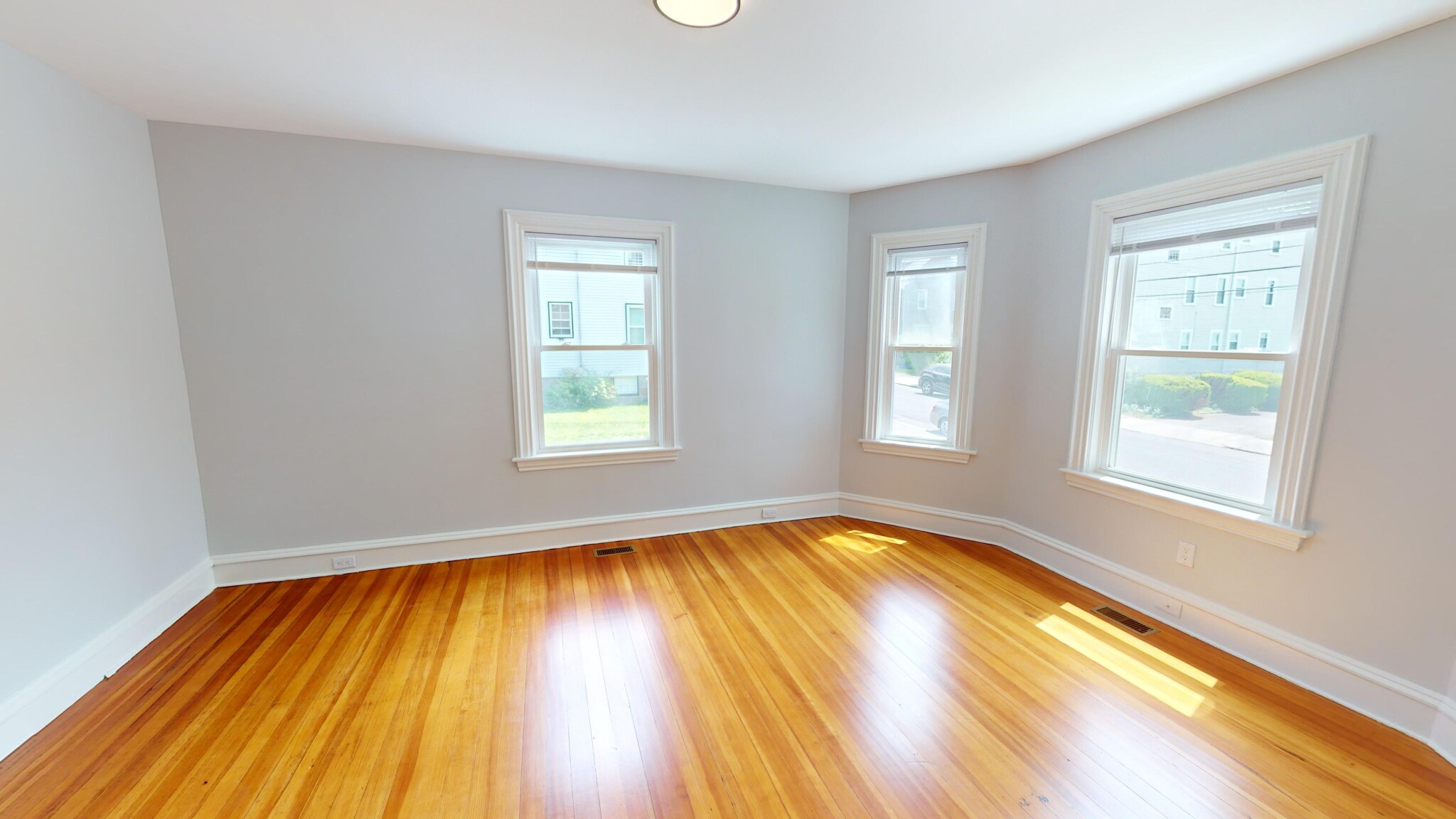 31 Averton St, Roslindale