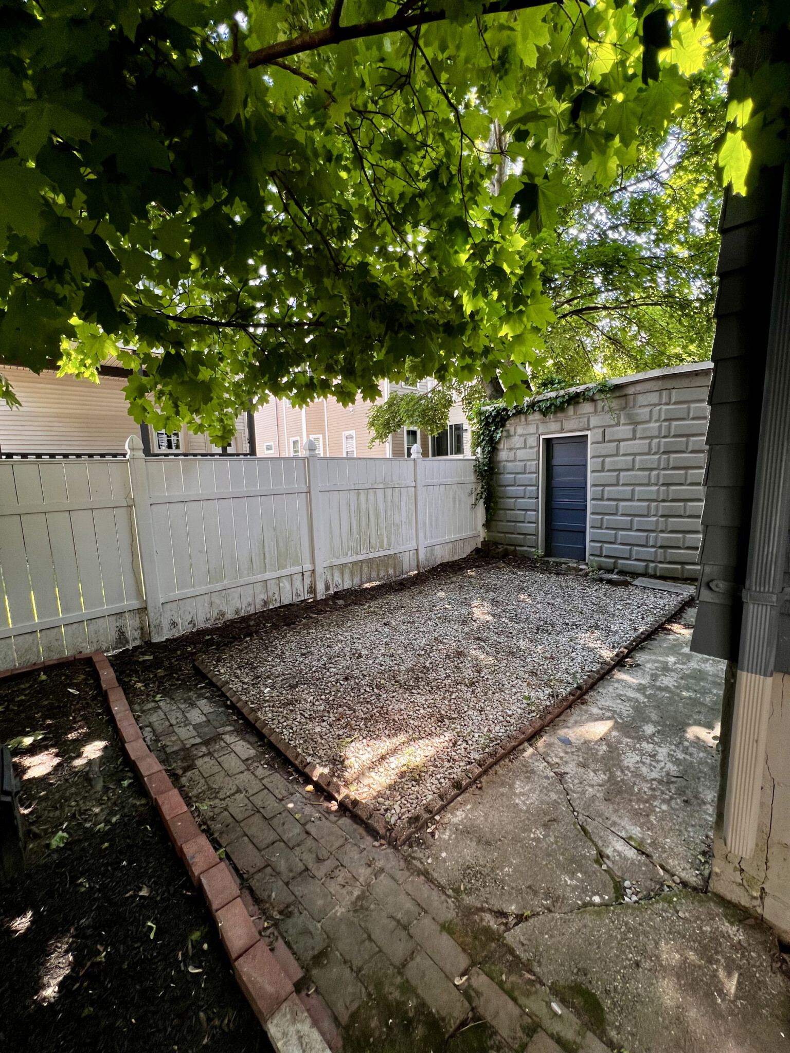 23 Pearson Ave, Davis Square