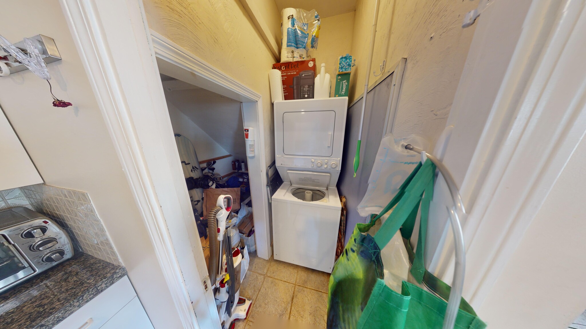 28 Academy Hill Rd, Brighton