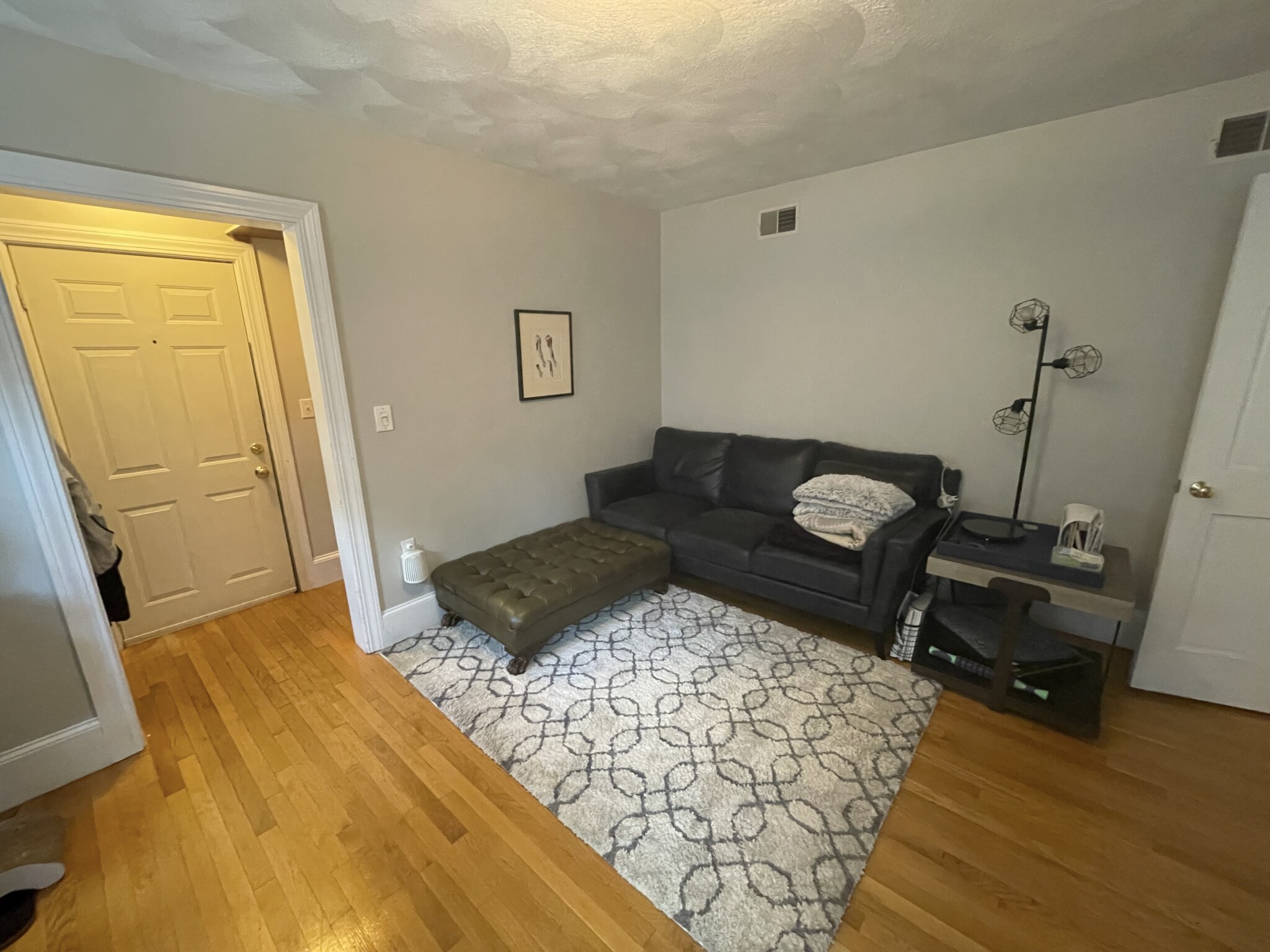 9 Winchester, Back Bay