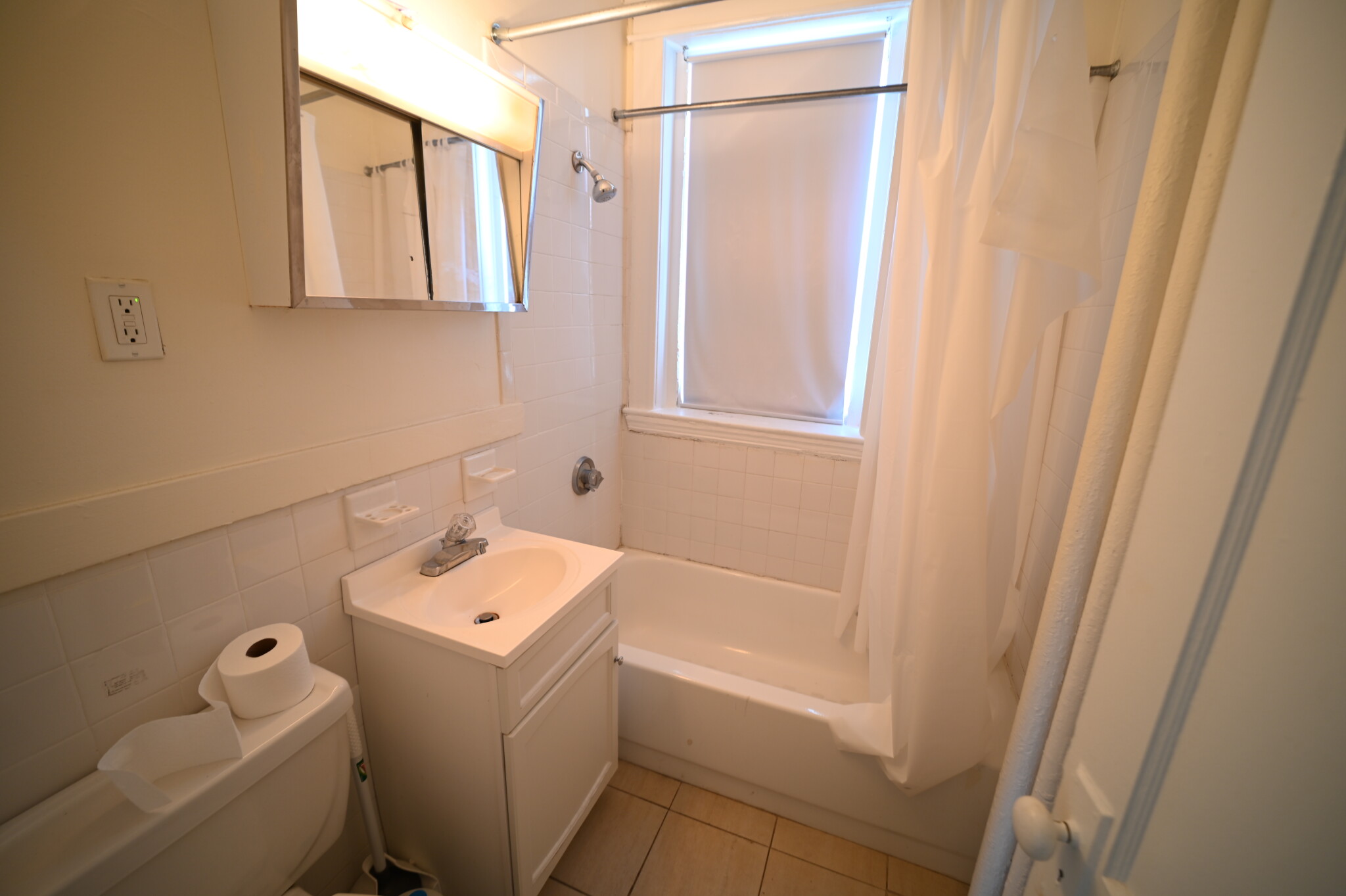 1144 Commonwealth Ave, Allston