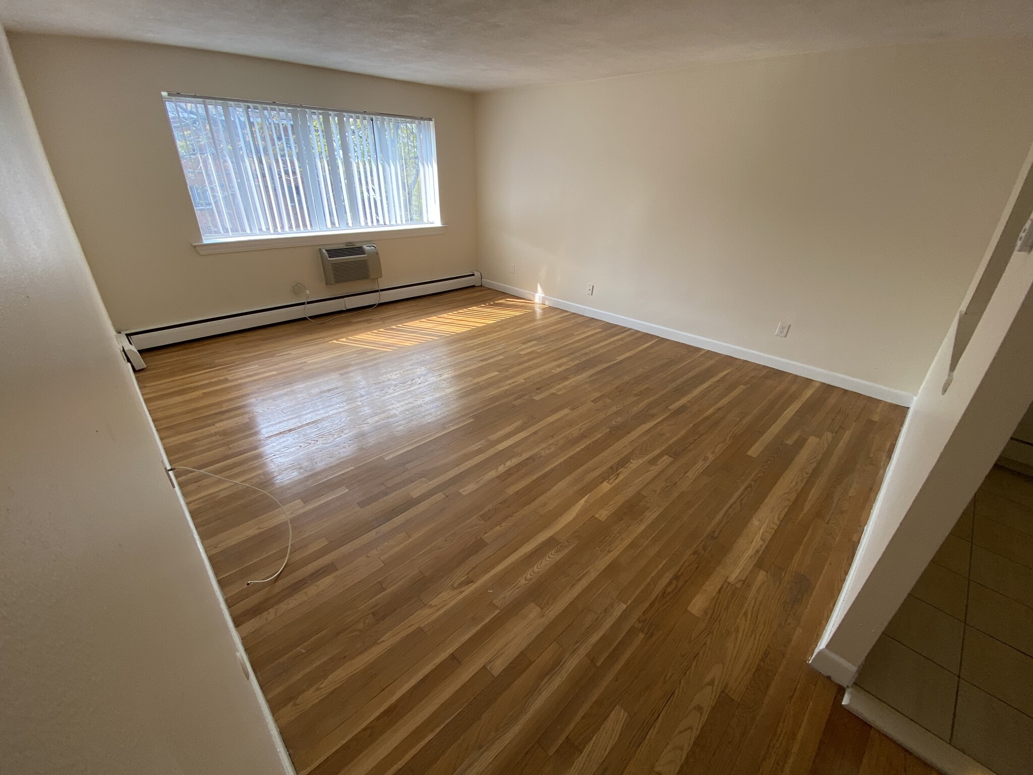 84 Gardner St, Allston