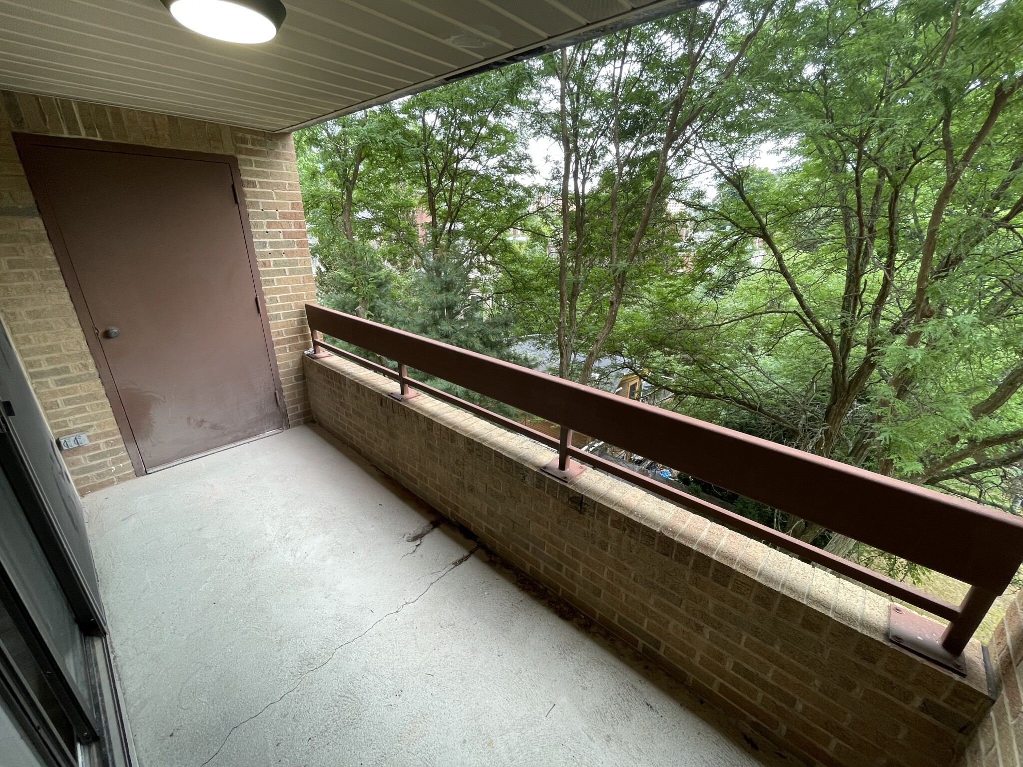 1111 Beacon St, Longwood