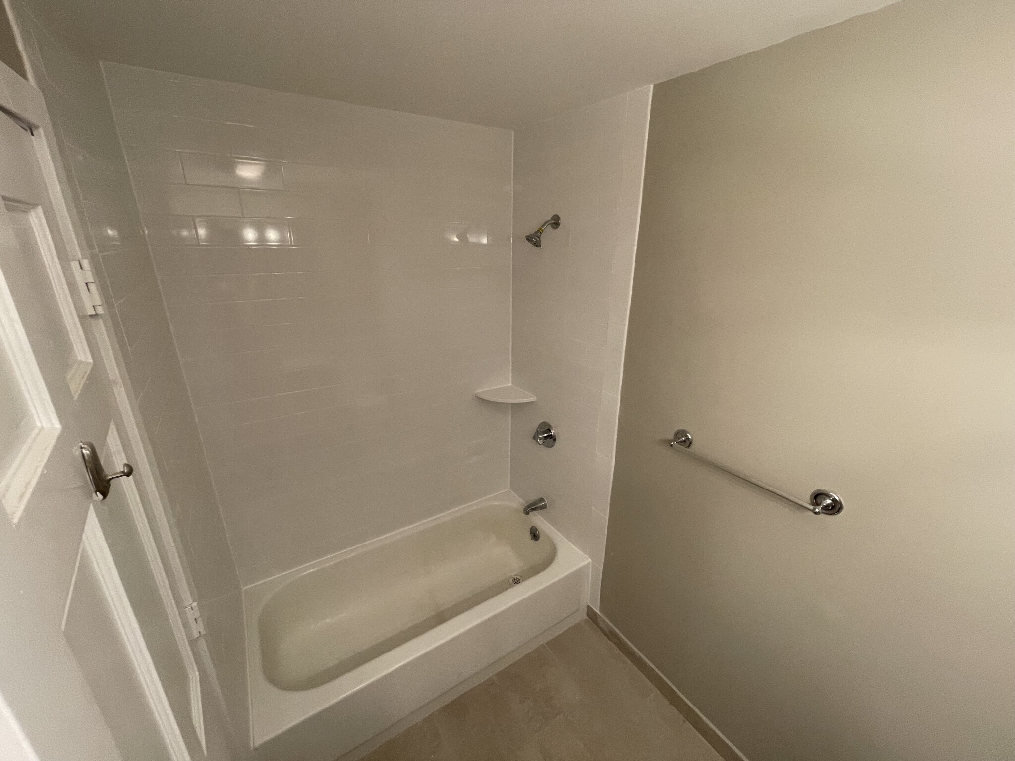 1111 Beacon St, Longwood