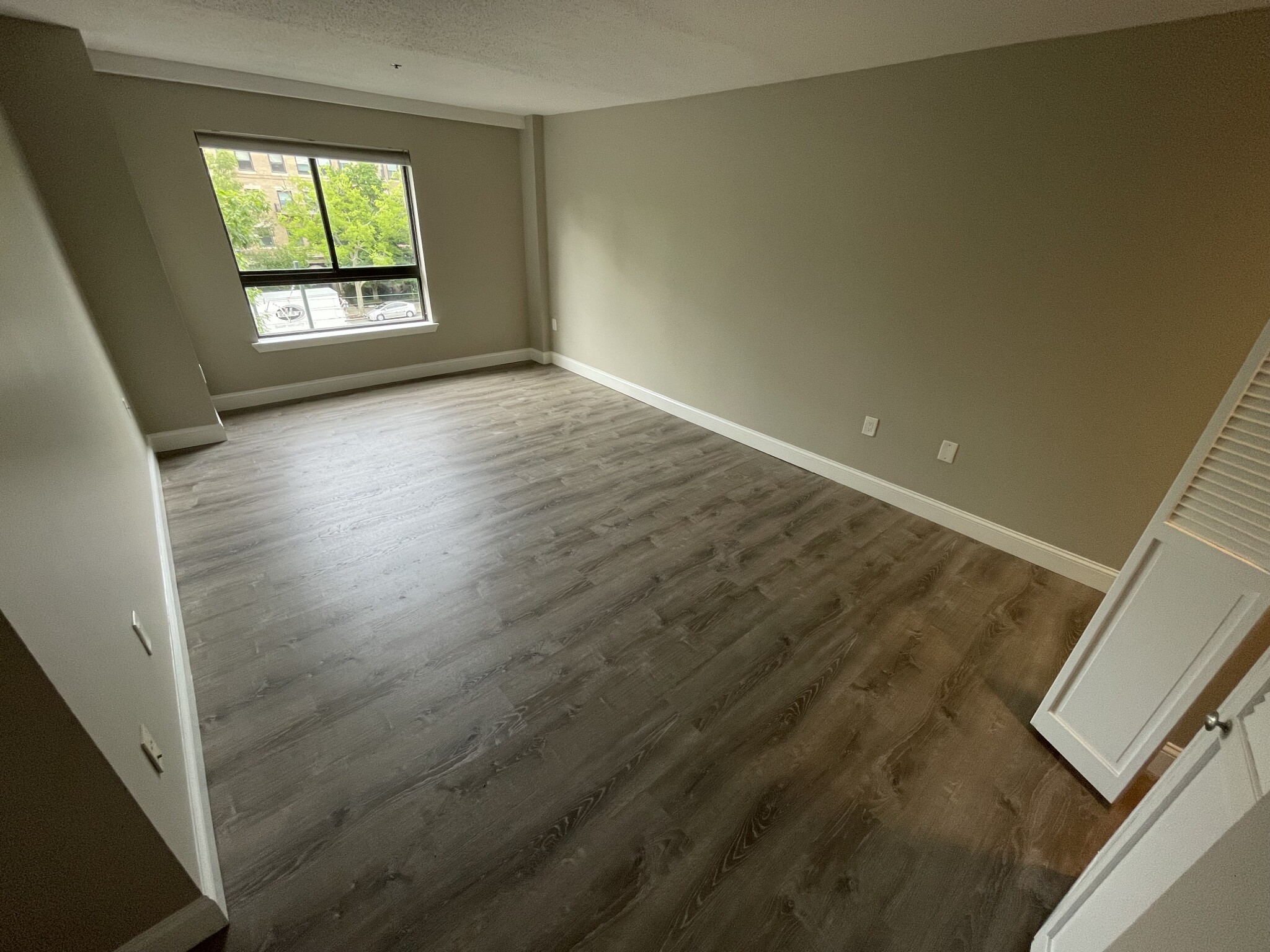 1111 Beacon St, Coolidge Corner