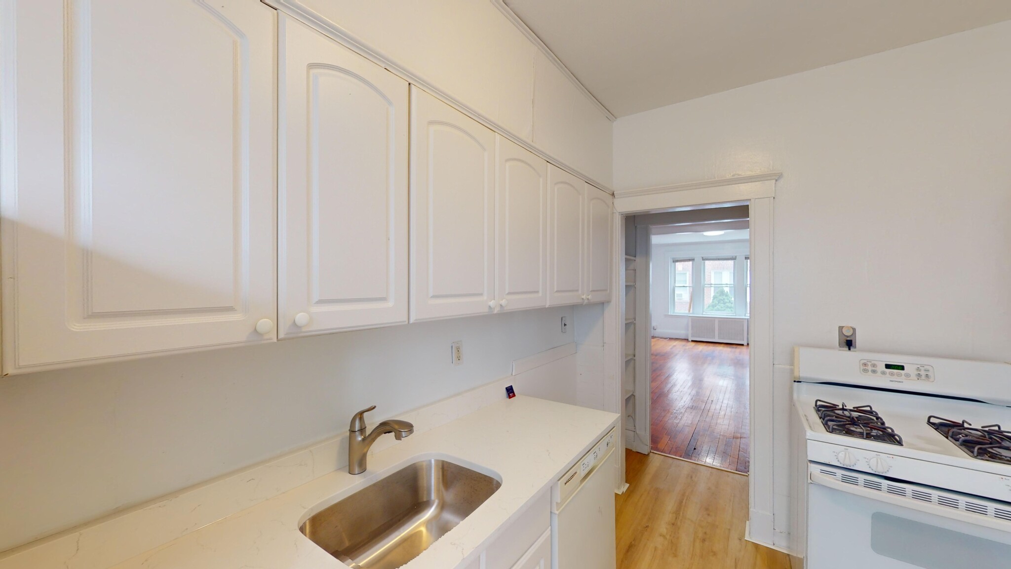 42 Longwood Ave, Coolidge Corner