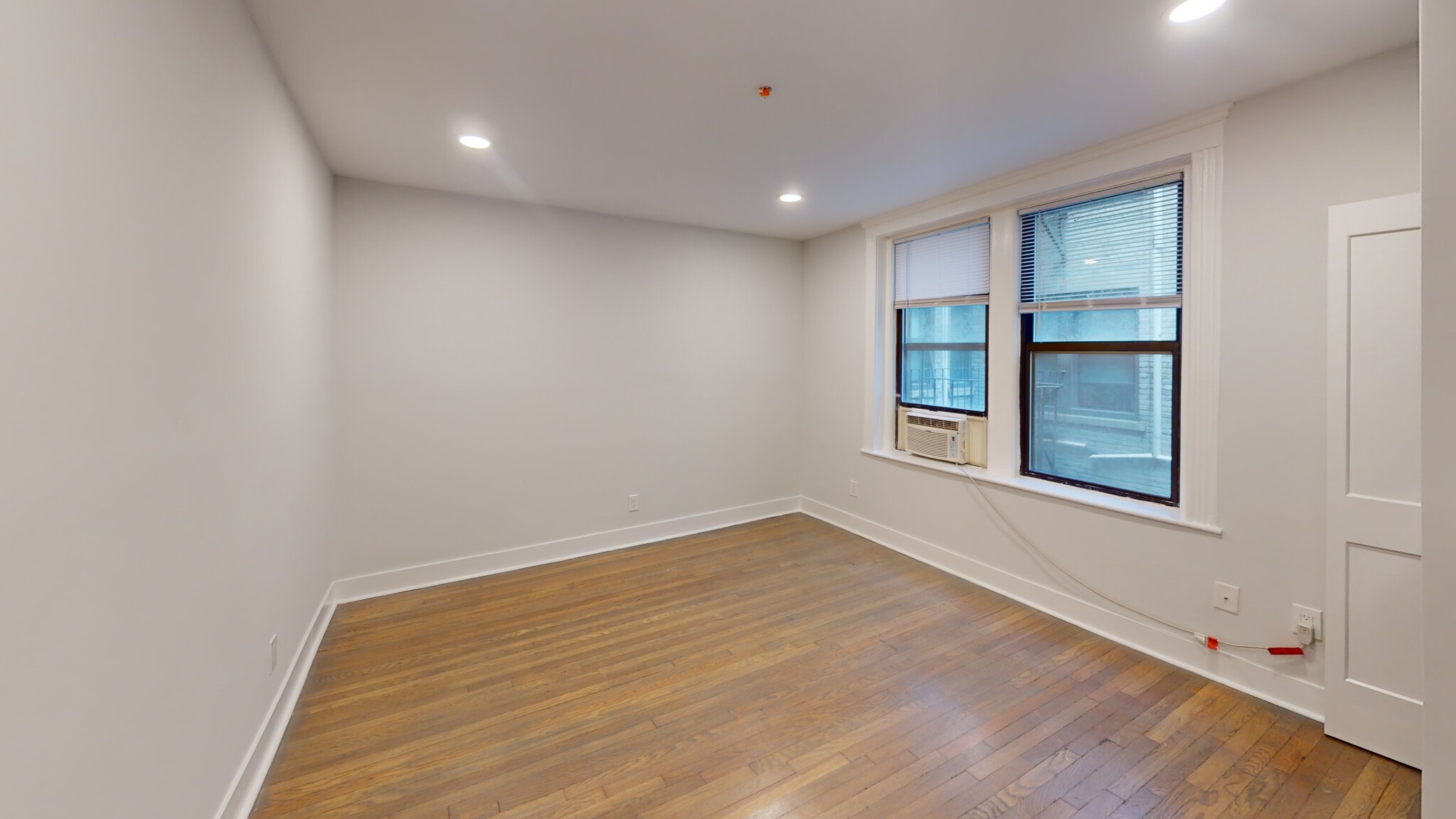 19 Peterborough St, Fenway