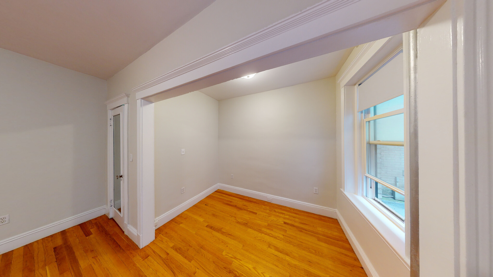 1940 Commonwealth Ave, Brighton